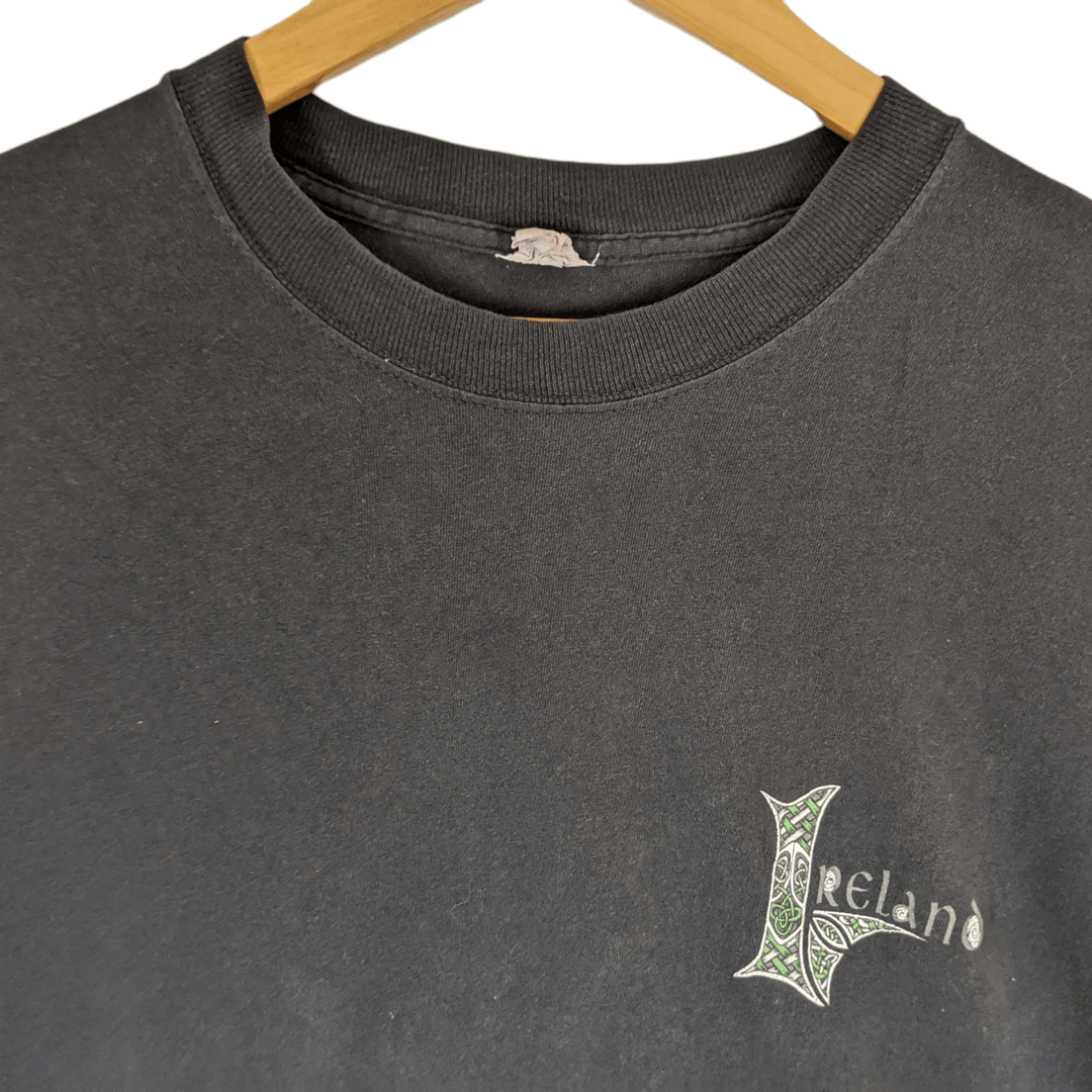 Vintage Vintage 90's IRELAND T-Shirt Size US XL / EU 56 / 4 - 4 Thumbnail