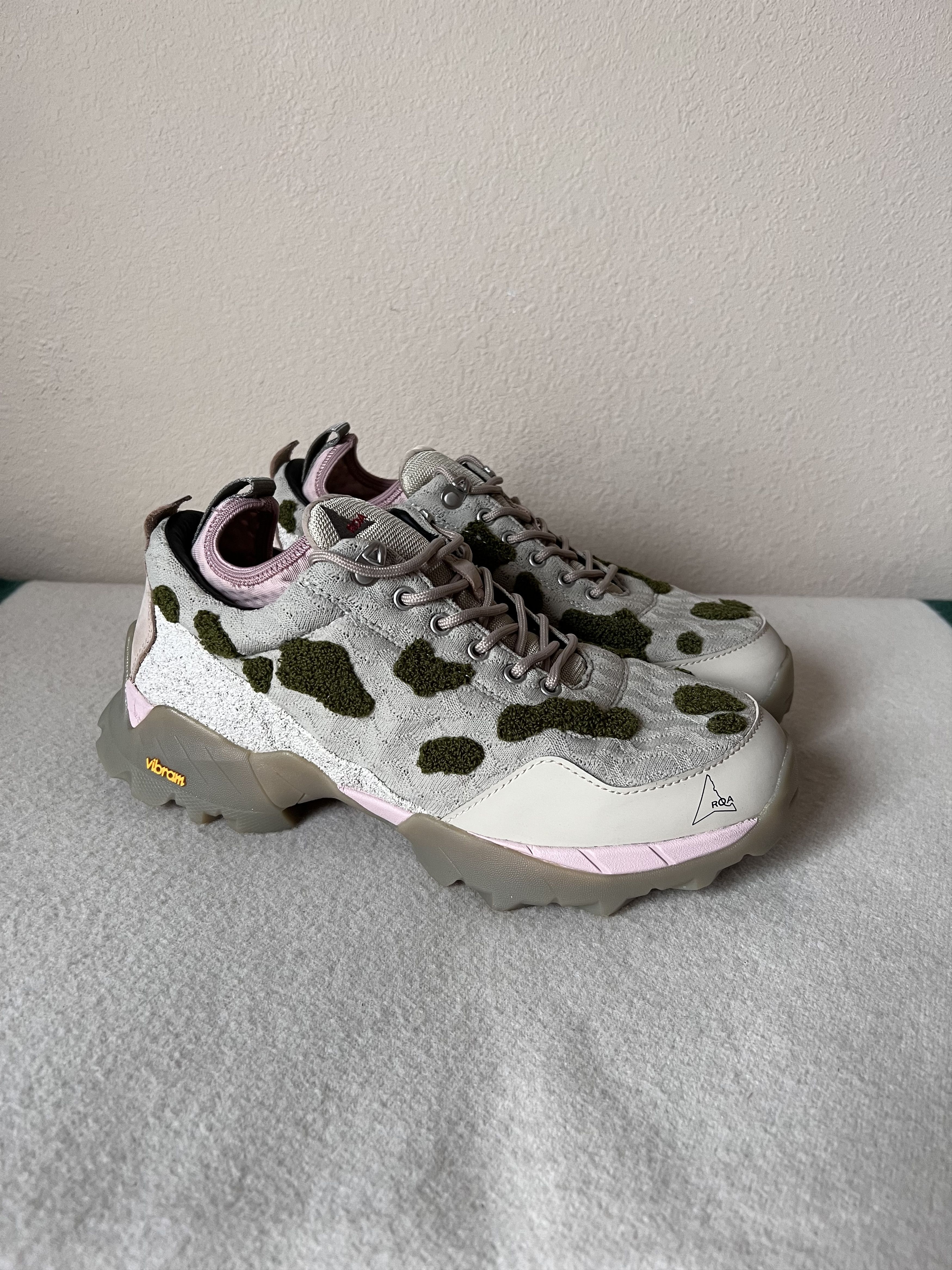 image of Roa Neal Low Top Boots In Camouflage in Beige, Men's (Size 9)