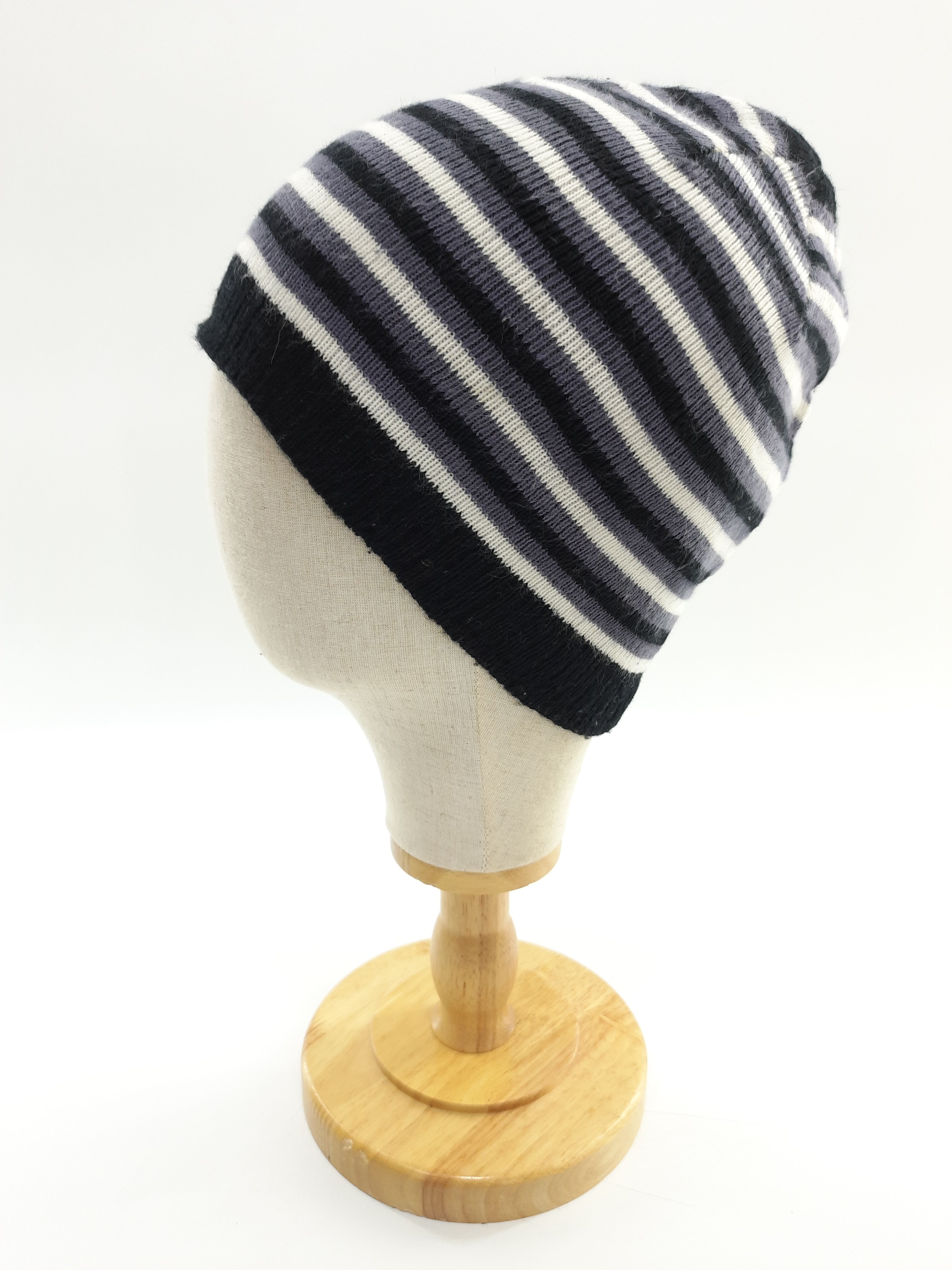 Ellesse Beanie/Snowcap/Cap/Hat = BN113