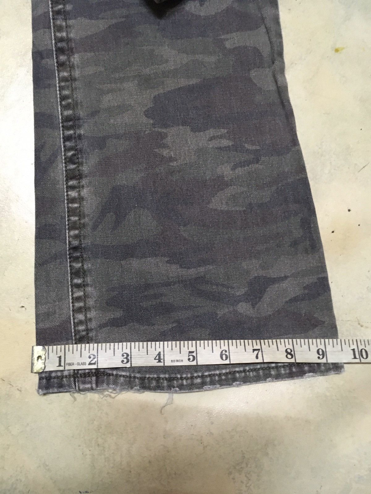 Japanese Brand Japanese Brand Camouflage Cargo Multipocket Distressed Size US 33 - 17 Thumbnail