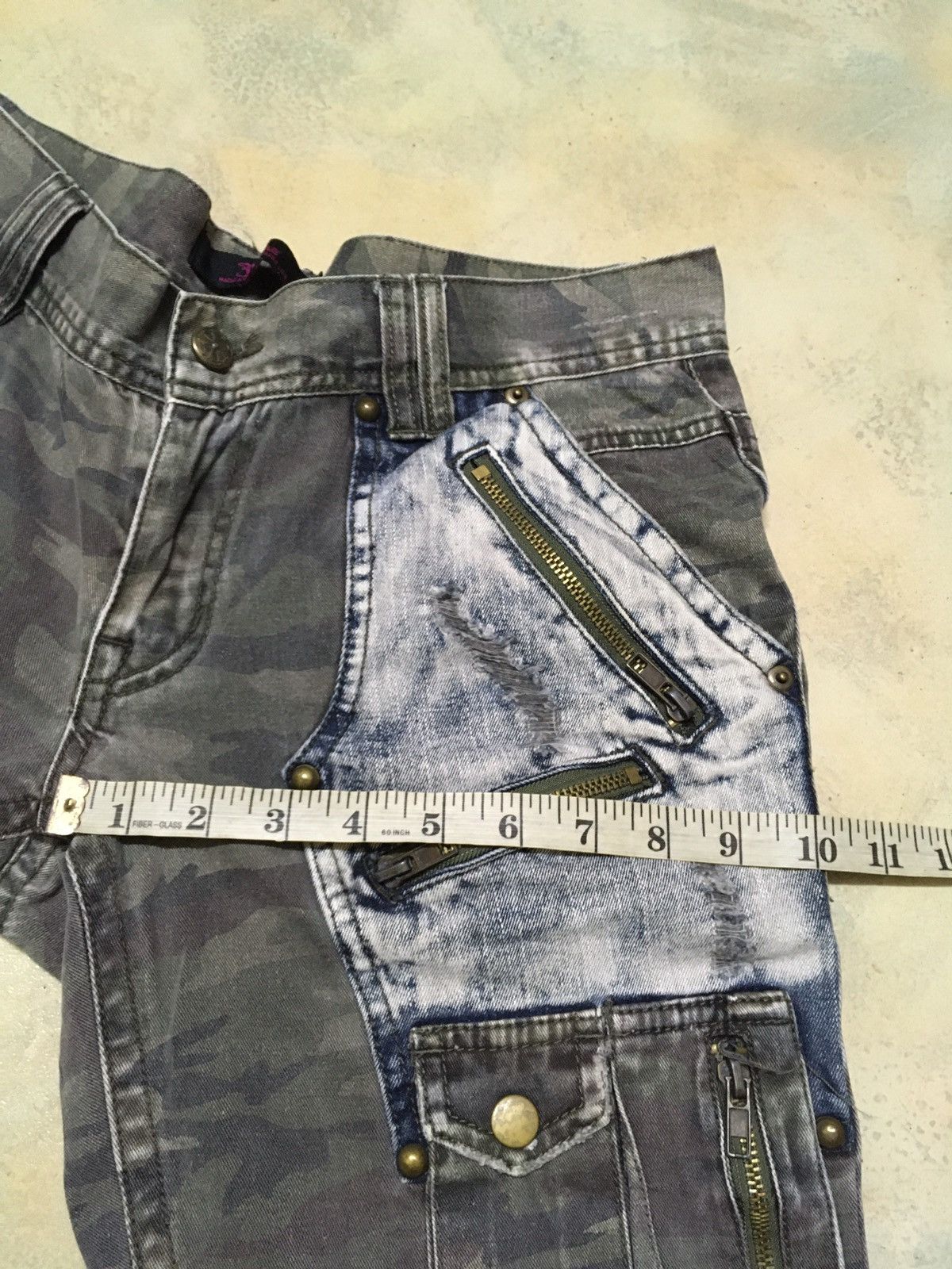 Japanese Brand Japanese Brand Camouflage Cargo Multipocket Distressed Size US 33 - 15 Thumbnail