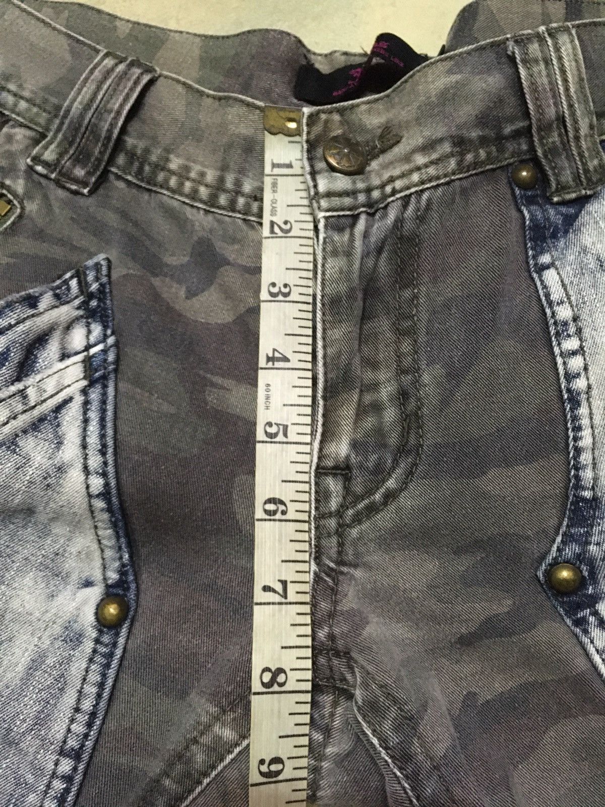 Japanese Brand Japanese Brand Camouflage Cargo Multipocket Distressed Size US 33 - 14 Thumbnail