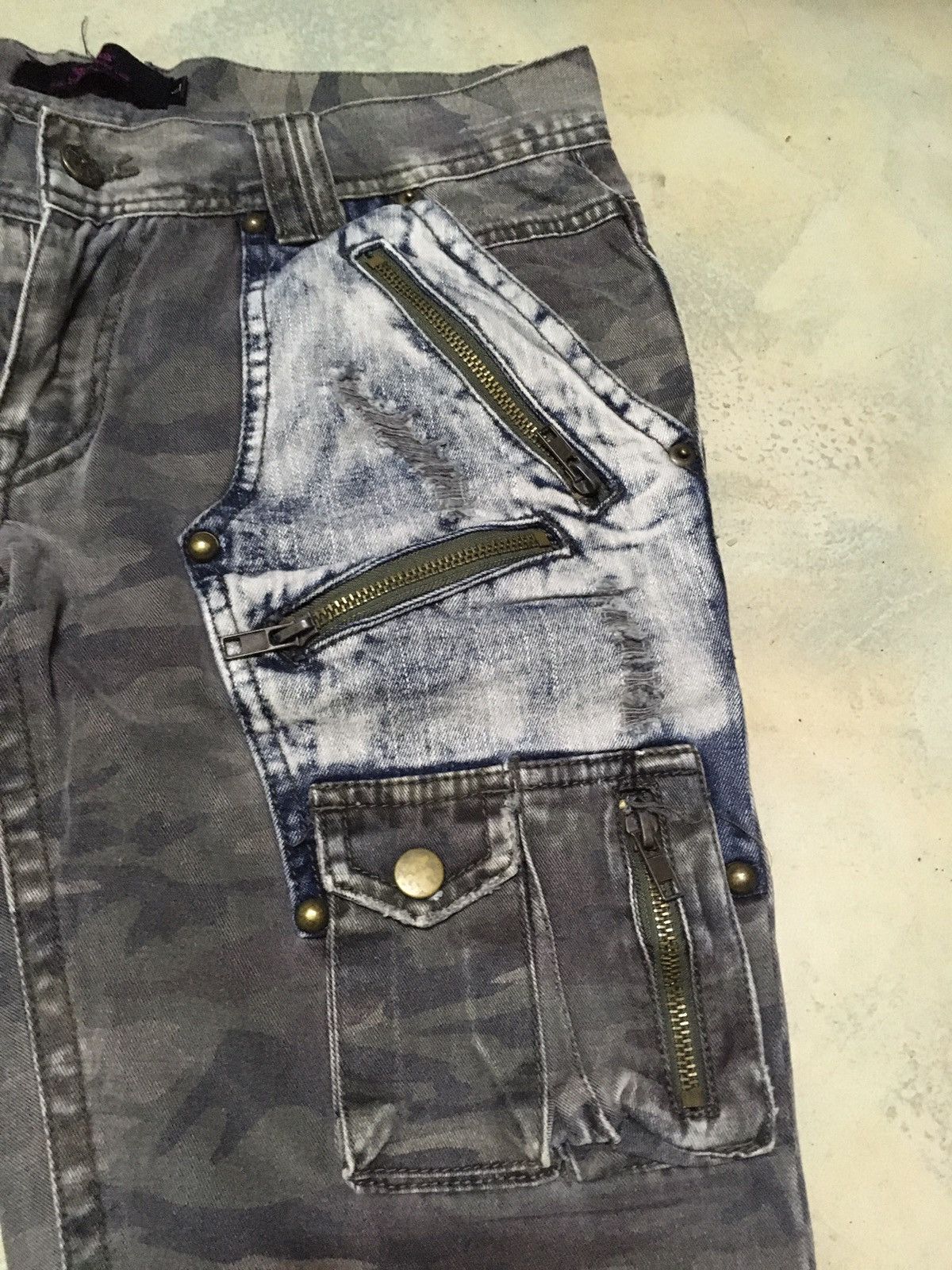 Japanese Brand Japanese Brand Camouflage Cargo Multipocket Distressed Size US 33 - 5 Thumbnail
