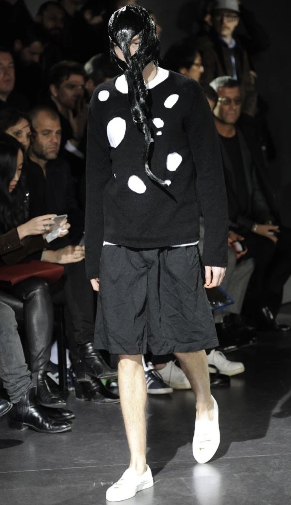 Comme des Garcons × Comme des Garcons Homme × Comme des Garcons Homme Plus SzL 2014 Pleated Baggy Wool Shorts Size US 32 / EU 48 - 2 Thumbnail