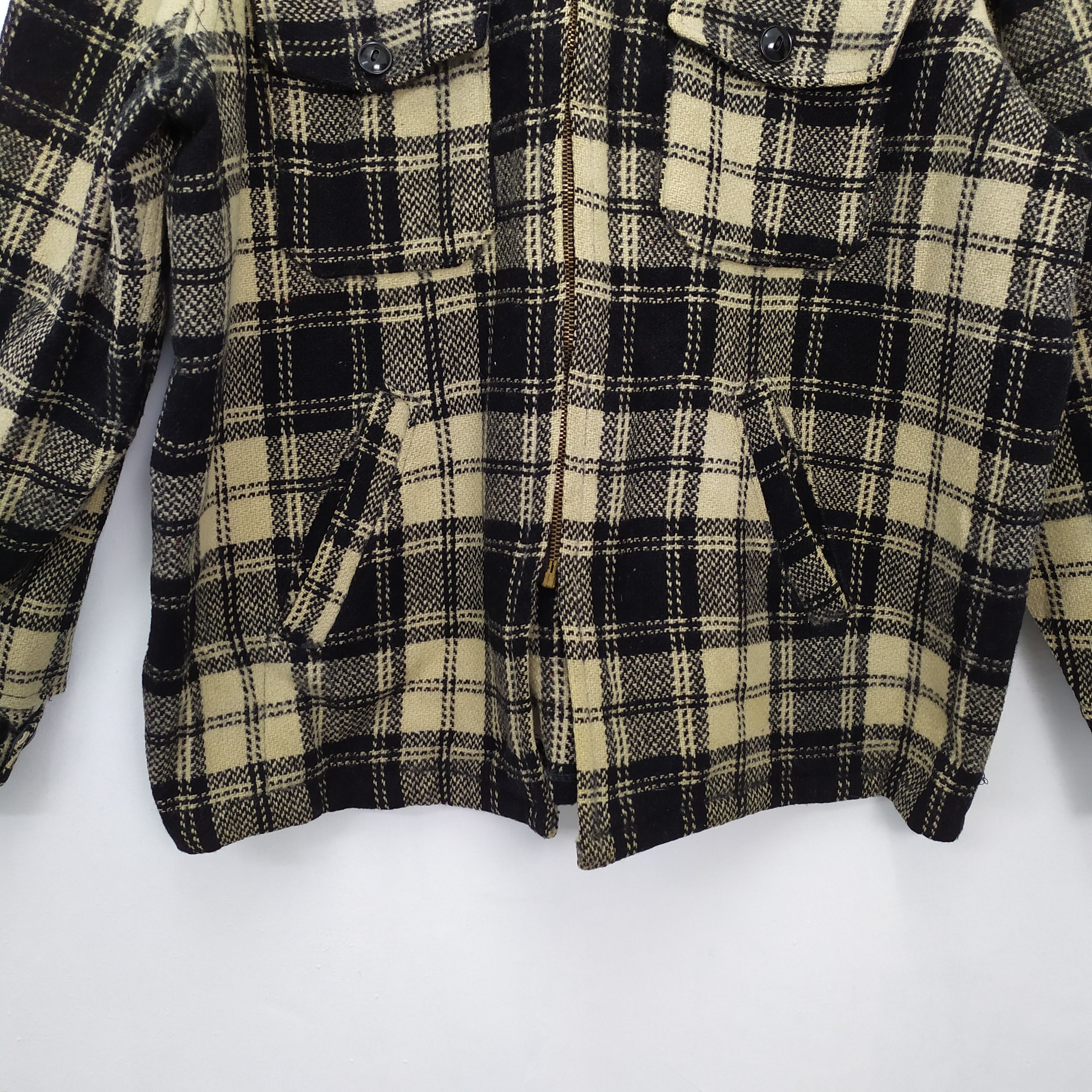 Vintage VINTAGE TRAVERSE WOOLEN CO. TARTAN PLAID WOOL JACKET Size US L / EU 52-54 / 3 - 5 Thumbnail