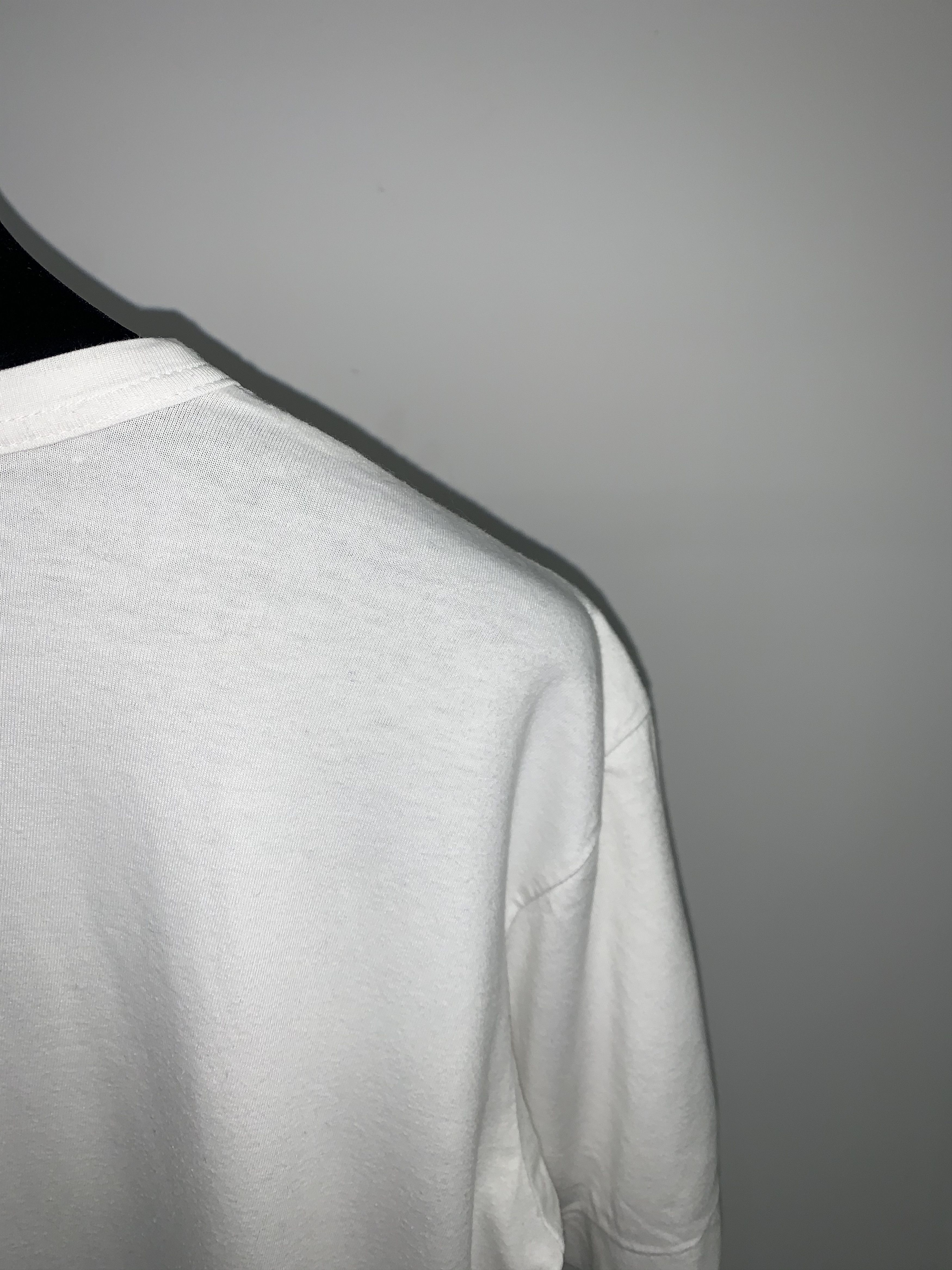 Comme des Garcons Comme Des Garcons Homme Plus "King Is Naked" White T-Shirt Size US M / EU 48-50 / 2 - 8 Thumbnail