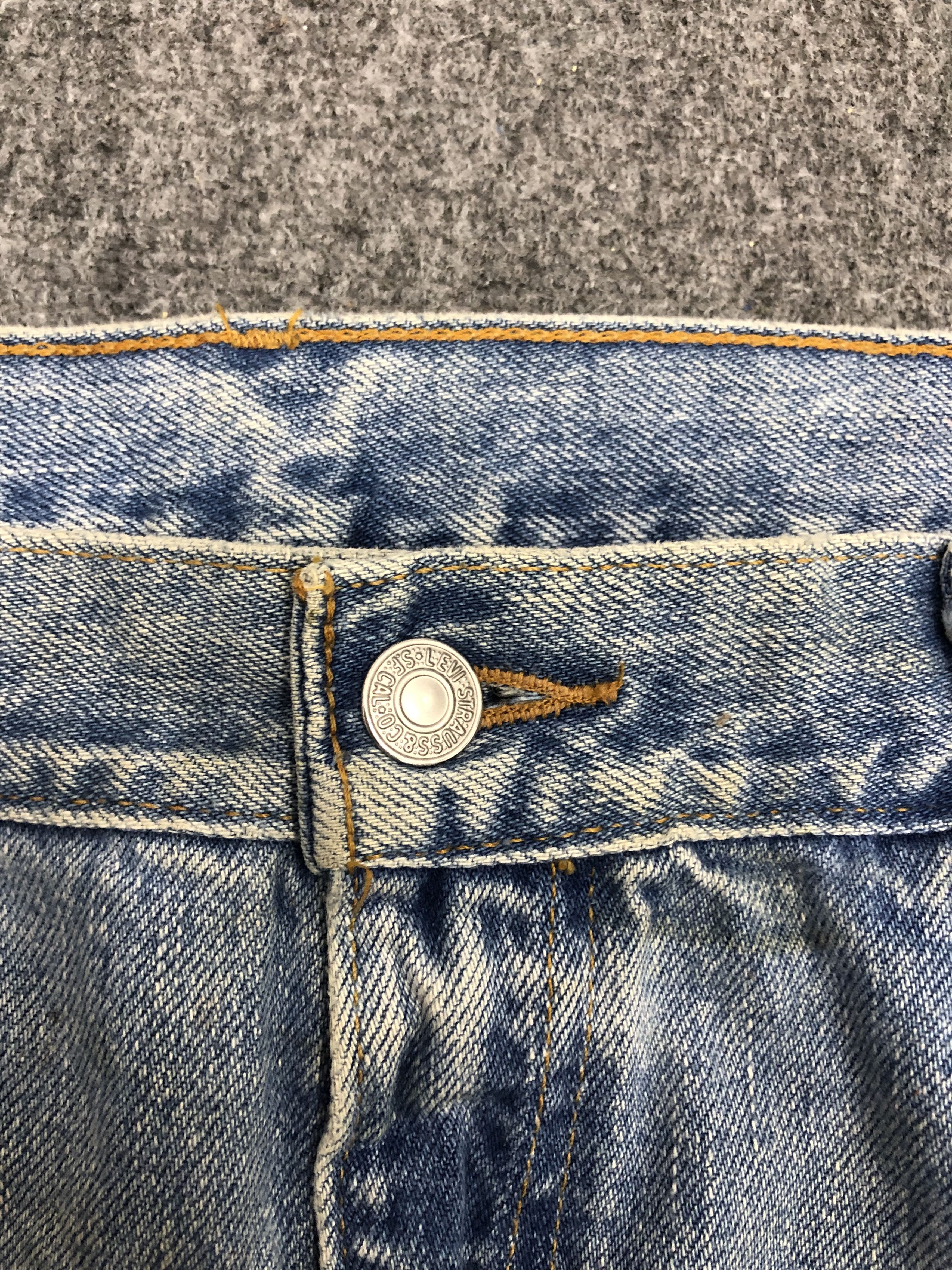 Levi's × Vintage Vintage 90s Levis 550 Dirty Faded Blue Jeans Size US 40 / EU 56 - 9 Thumbnail