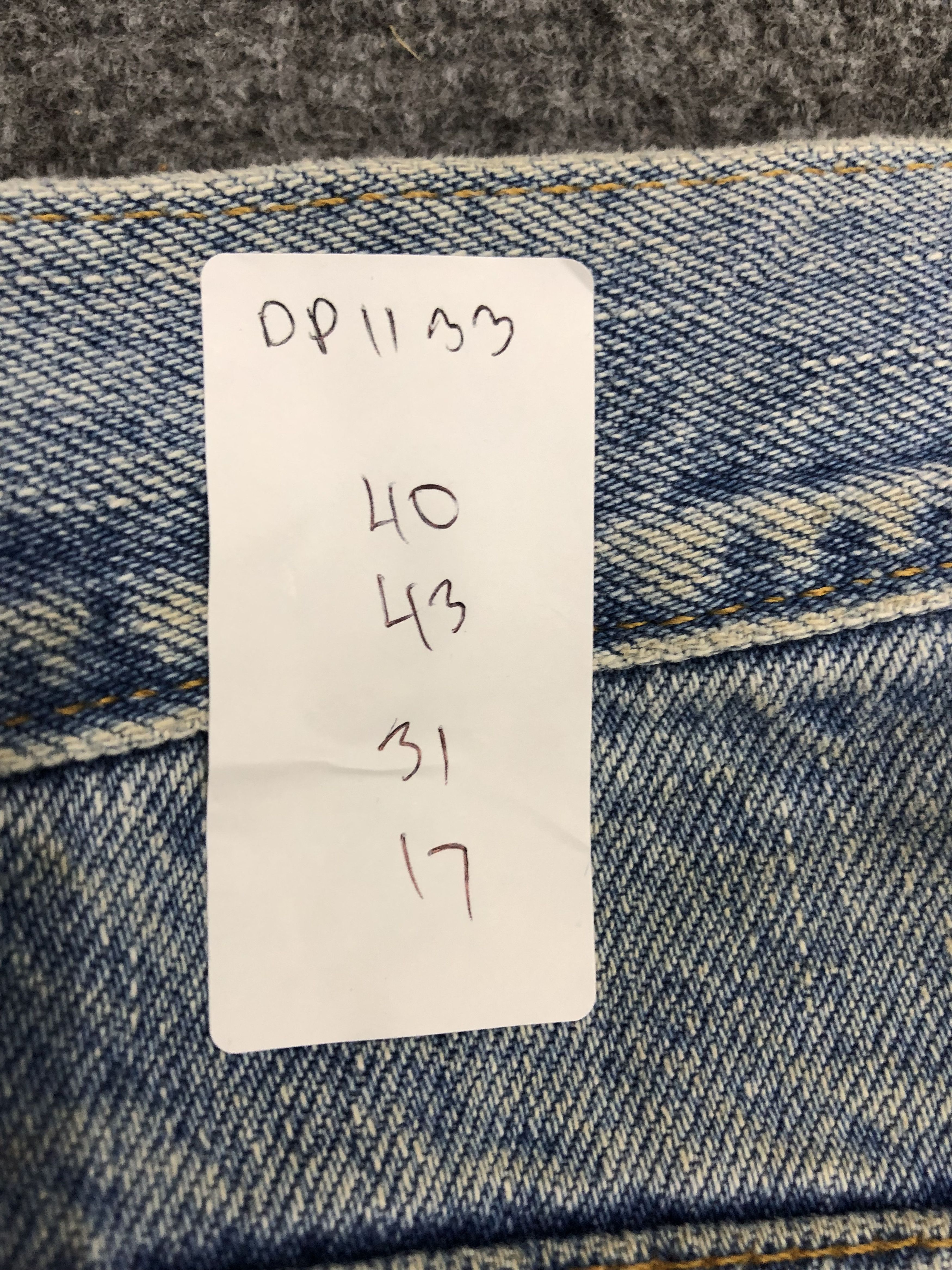 Levi's × Vintage Vintage 90s Levis 550 Dirty Faded Blue Jeans Size US 40 / EU 56 - 12 Thumbnail