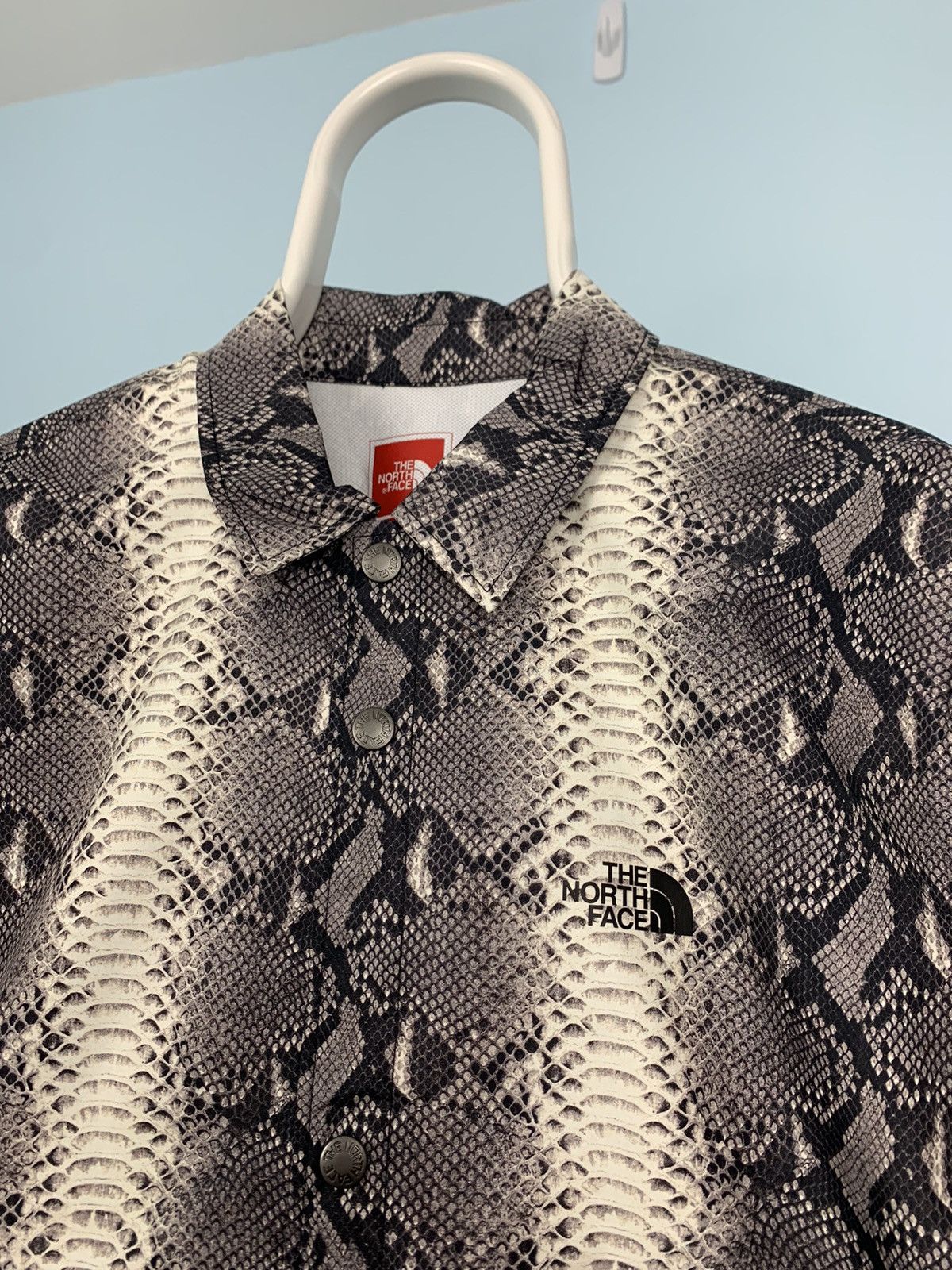 Supreme × The North Face 2018 Supreme North Face Snakeskin Taped Seam Coaches Jacket Size US L / EU 52-54 / 3 - 4 Thumbnail