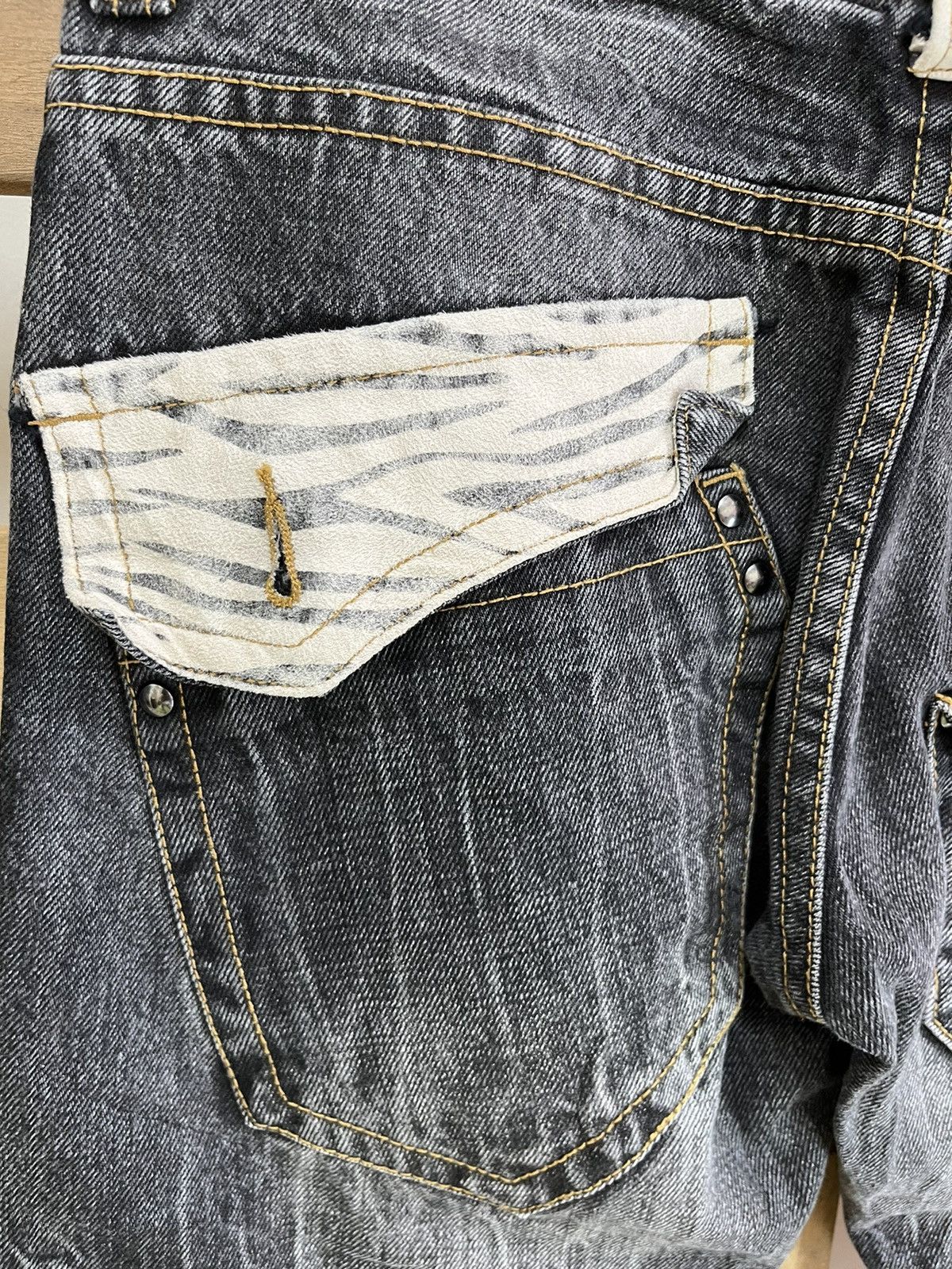 Japanese Brand SEMANTIC DESIGN Distressed Harajuku Tigerskin Jeans Size US 30 / EU 46 - 14 Thumbnail