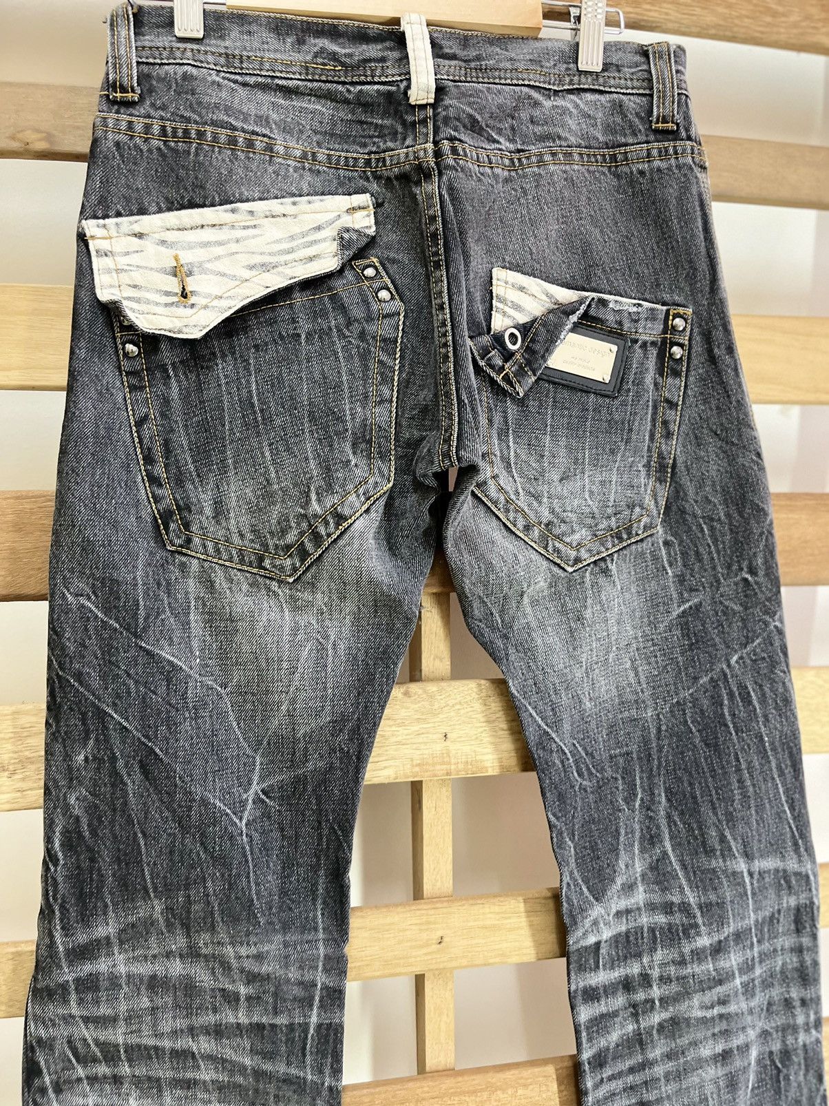 Japanese Brand SEMANTIC DESIGN Distressed Harajuku Tigerskin Jeans Size US 30 / EU 46 - 11 Thumbnail