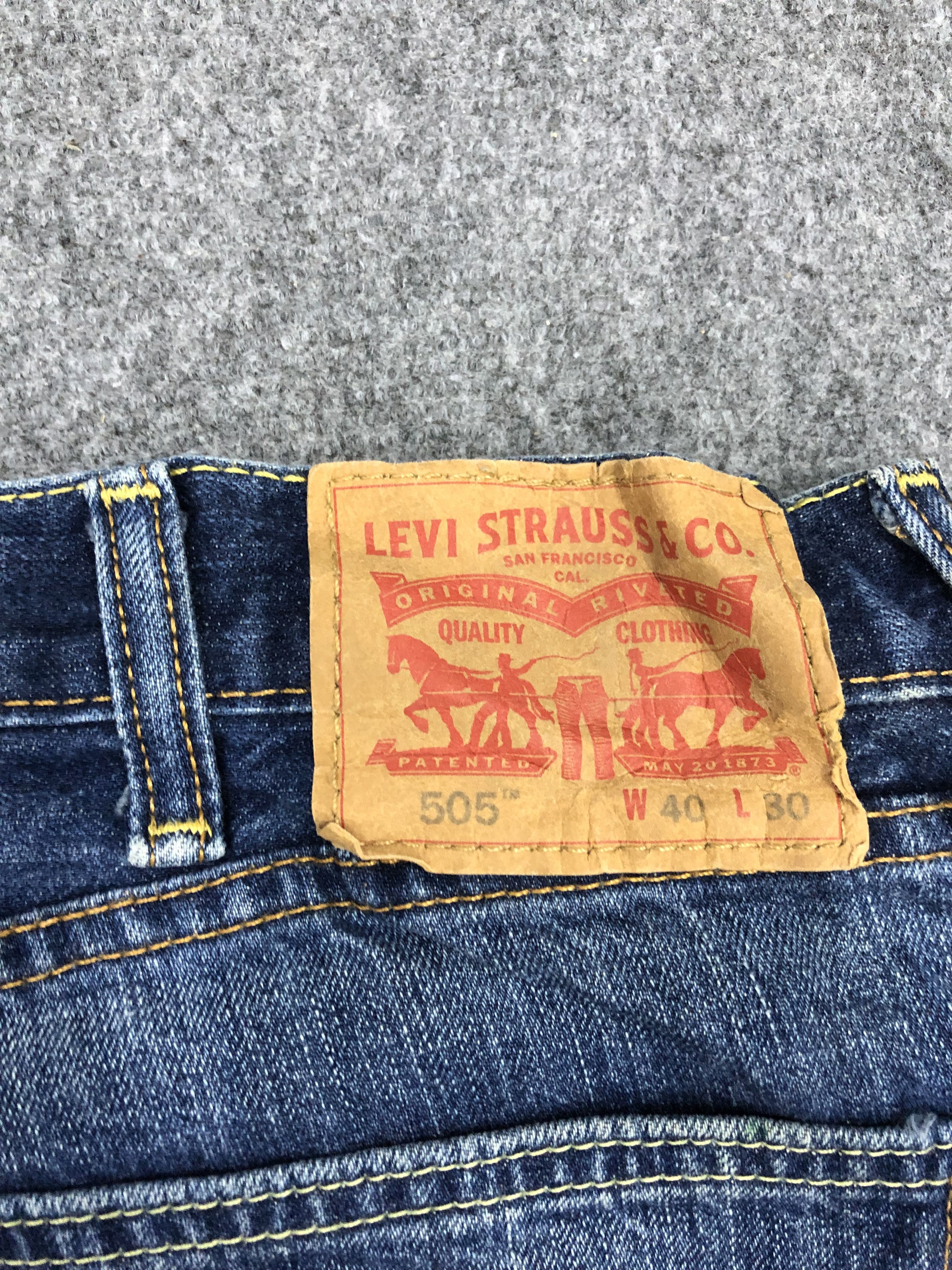 Levi's × Vintage Vintage Levis 505 Faded Blue Jeans Size US 41 - 5 Thumbnail
