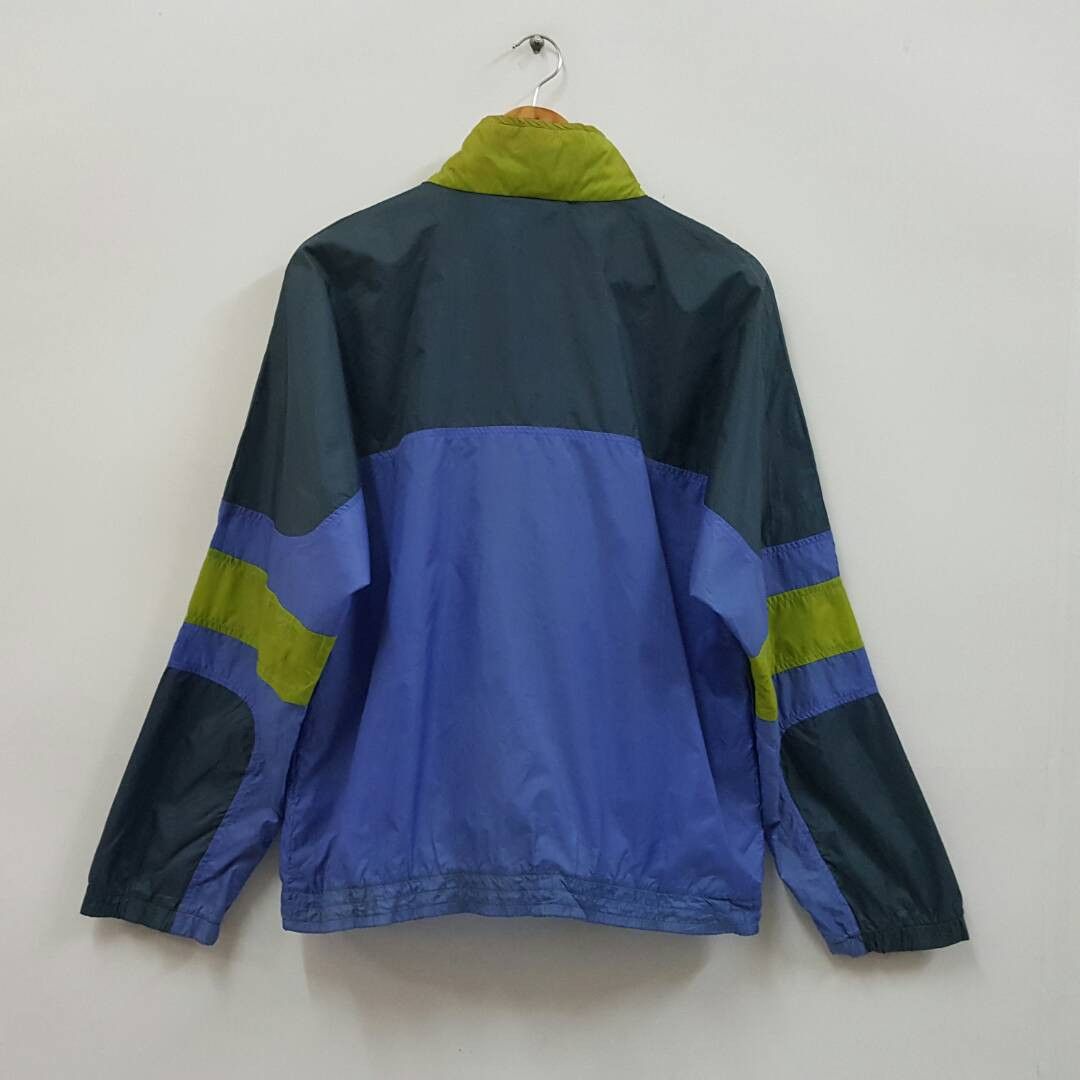 Nike × Vintage Vintage NIKE nice colour windbreaker jacket made in Taiwan Size US XL / EU 56 / 4 - 7 Thumbnail