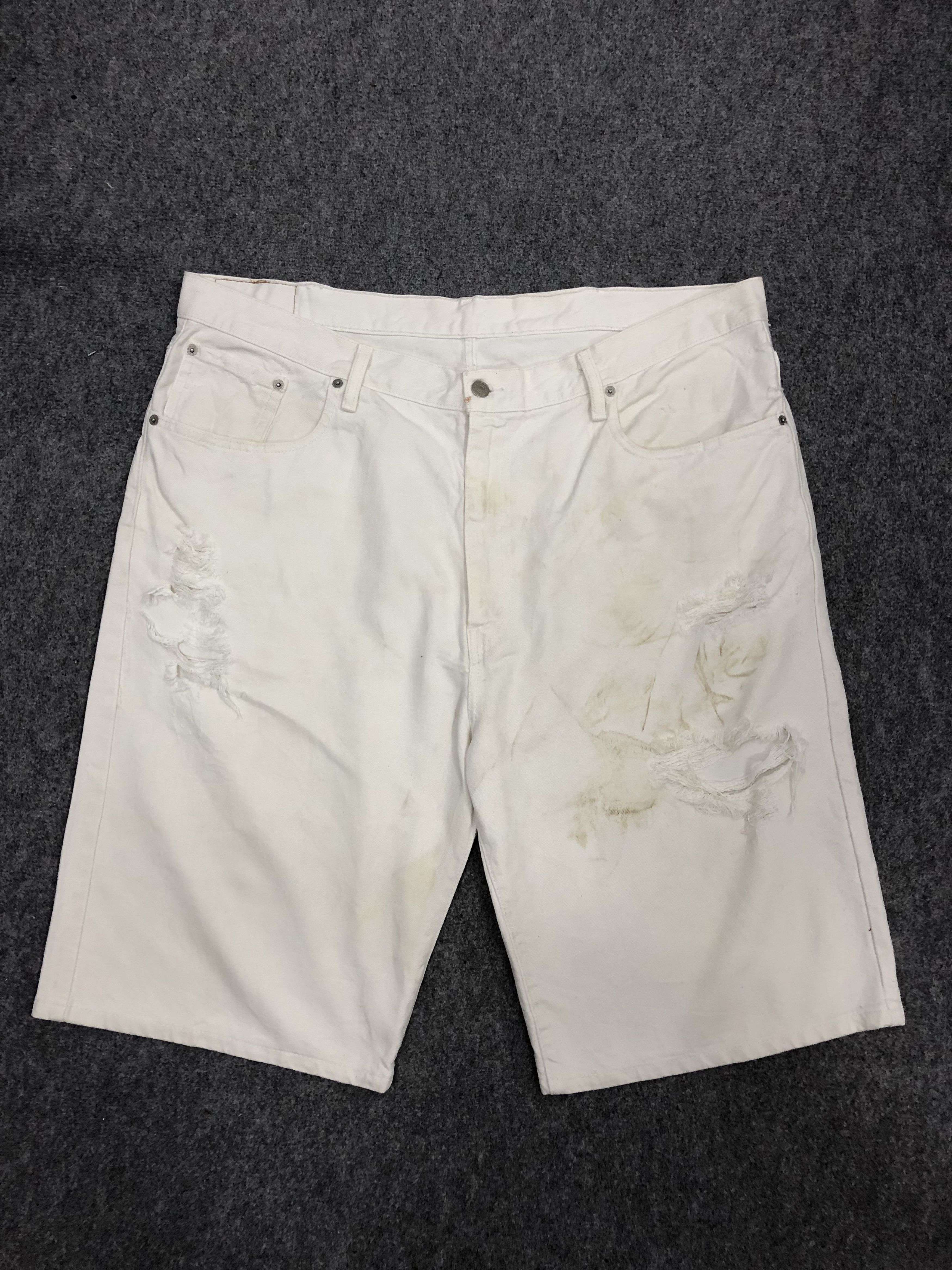 image of Levis 569 Jeans in White, Men's (Size 43)