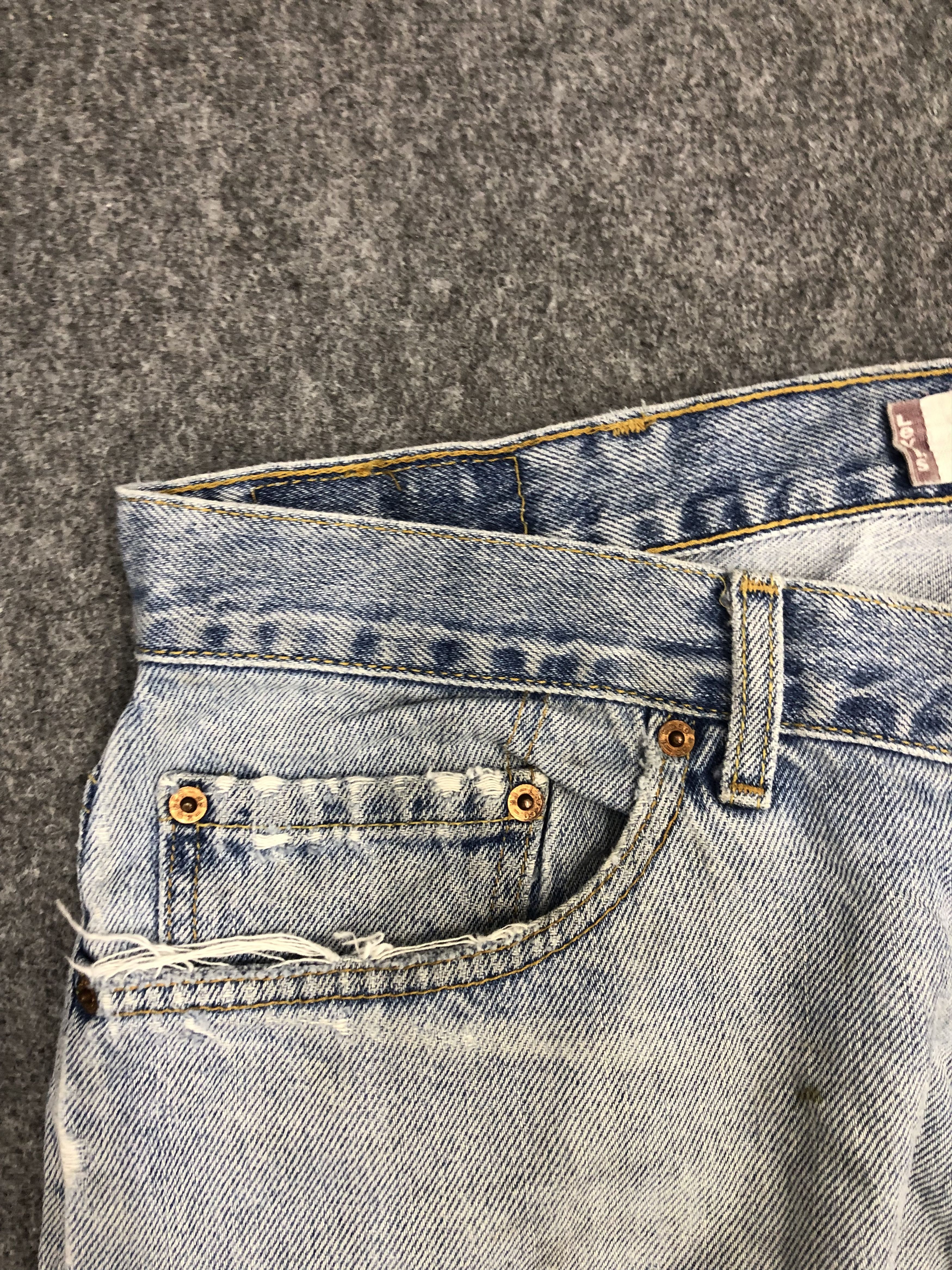 Levi's Vintage Levis 505 Light Wash Jeans DP1007 Size US 36 / EU 52 - 8 Thumbnail