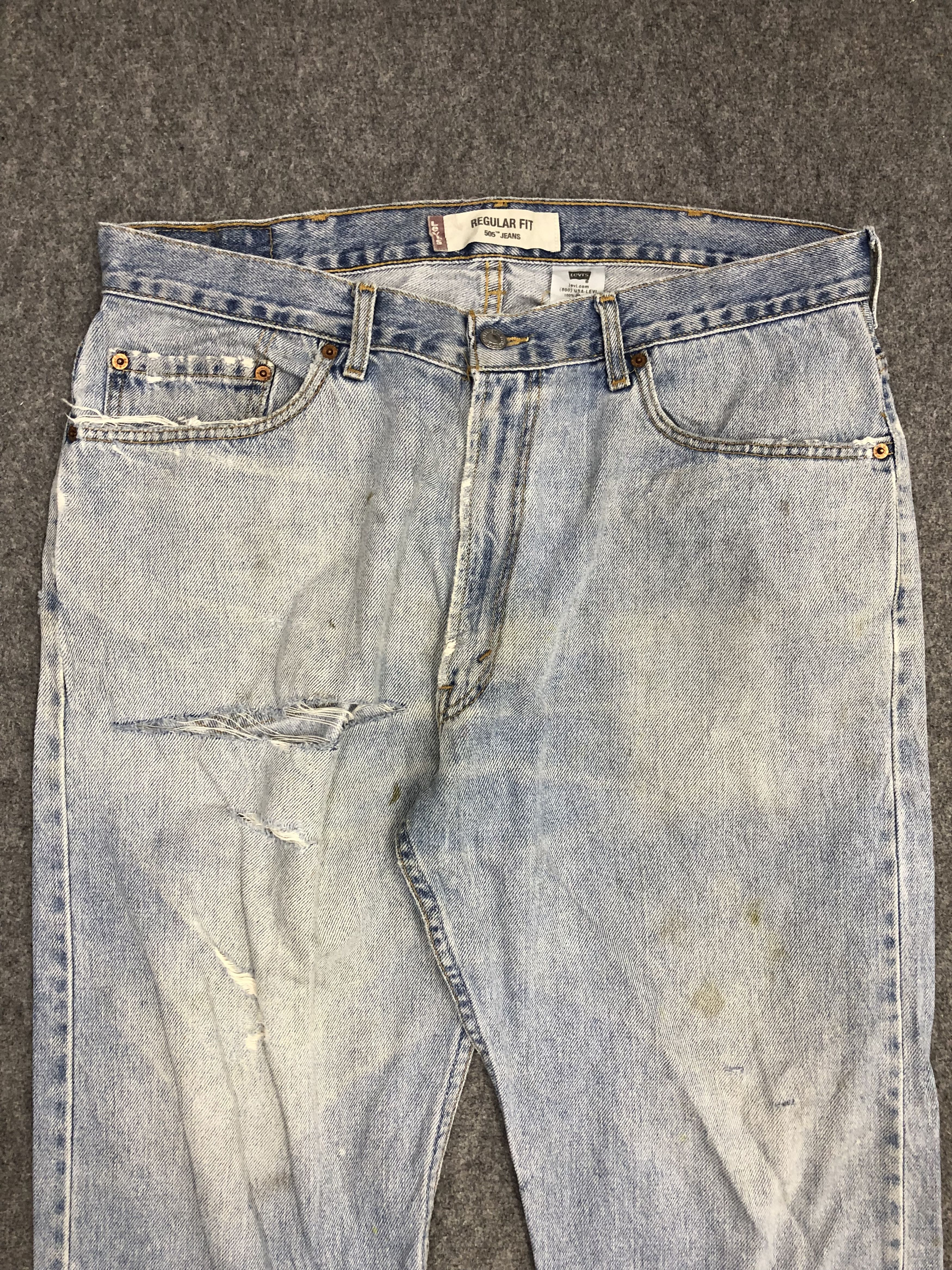 Levi's Vintage Levis 505 Light Wash Jeans DP1007 Size US 36 / EU 52 - 2 Thumbnail