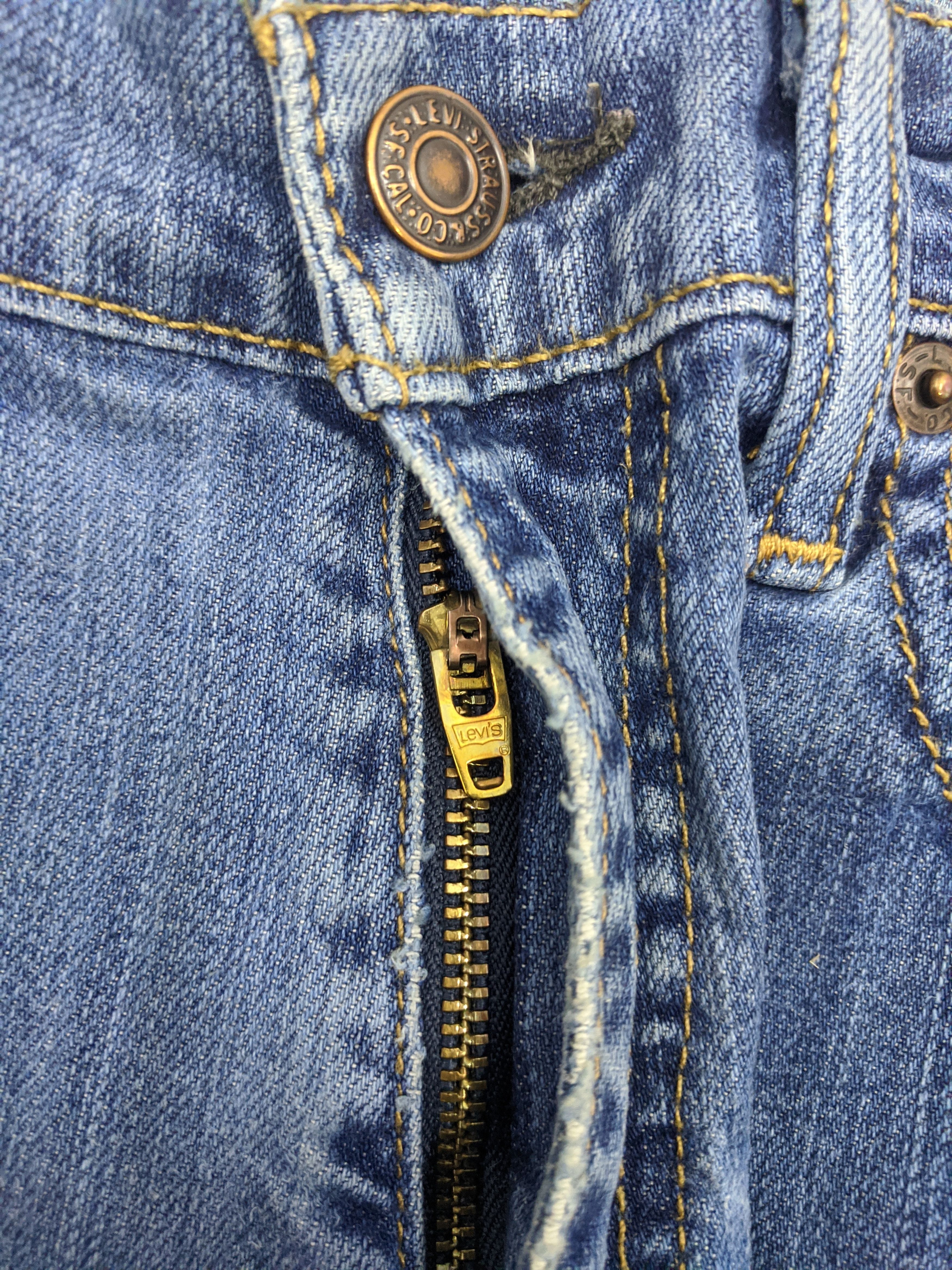 Levi's Vintage Levis 514 Light Blue Jeans DP1018 Size US 32 / EU 48 - 10 Thumbnail