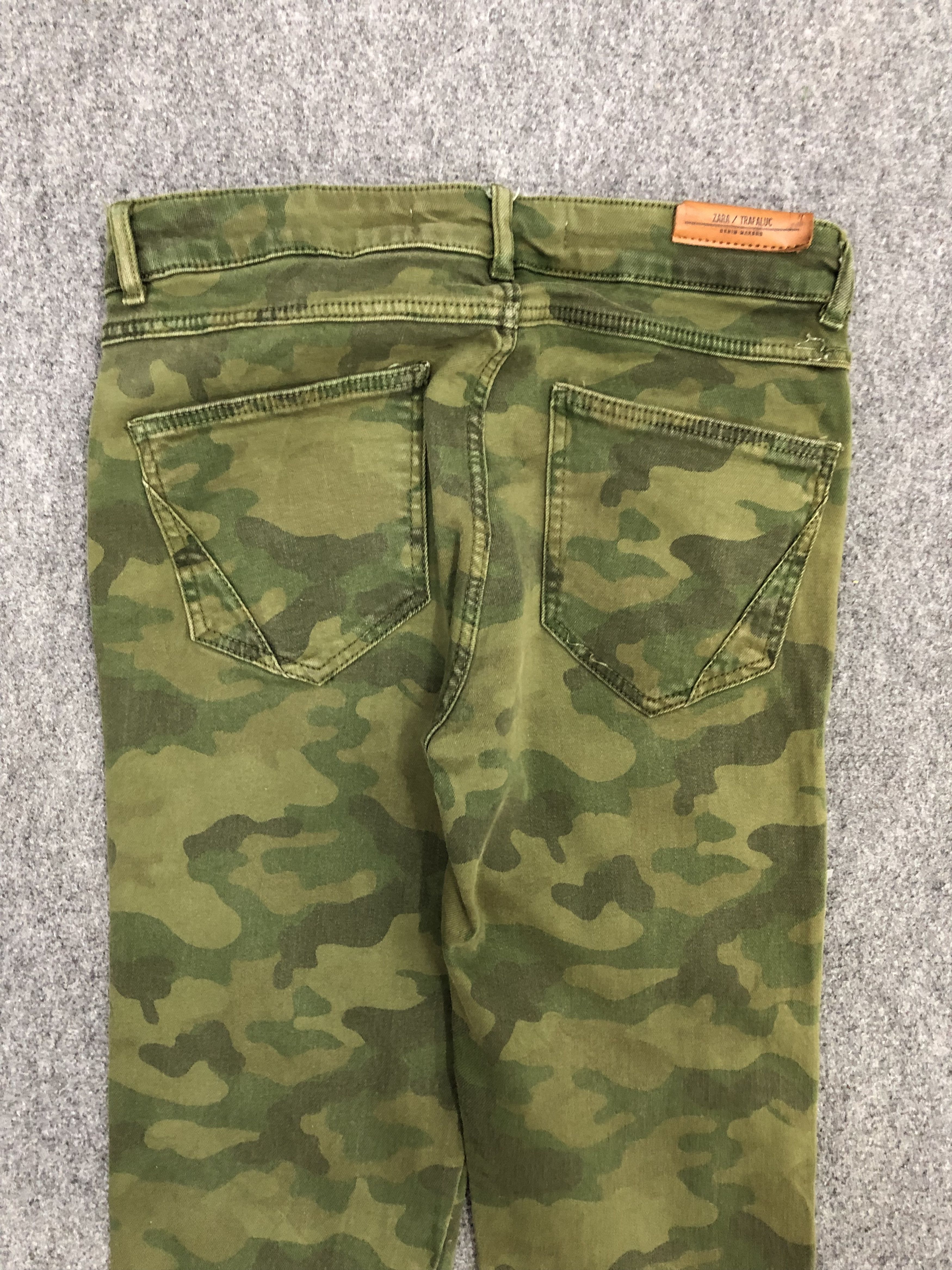 Vintage × Zara Vintage Zara Trafaluc Denimwear Camouflage Jeans Size US 26 / EU 42 - 4 Thumbnail