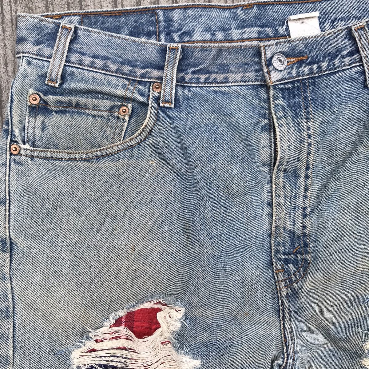 Levi's Vintage 90s Levis 505 Repaired Patchwork Denim Jeans Cobain Size US 36 / EU 52 - 5 Thumbnail
