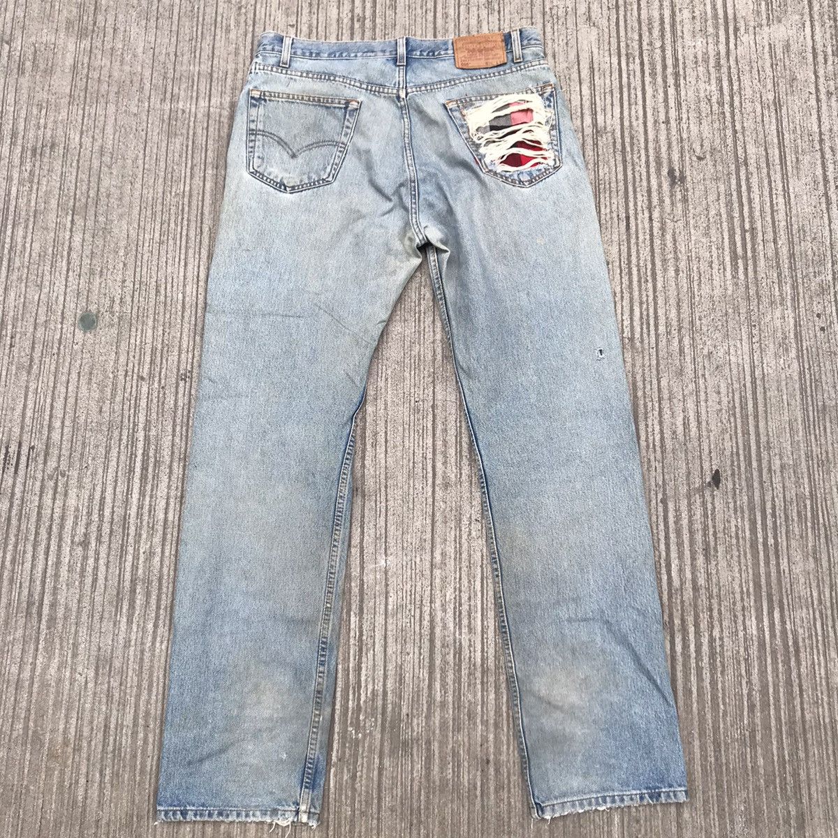 Levi's Vintage 90s Levis 505 Repaired Patchwork Denim Jeans Cobain Size US 36 / EU 52 - 11 Thumbnail