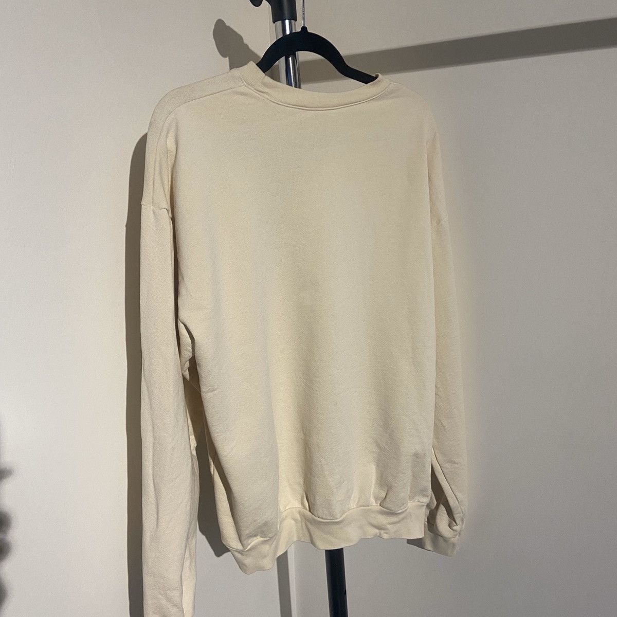 Girls Don't Cry Rare FW19 Girls Dont Cry Tonal Crew Neck Sweater Size US L / EU 52-54 / 3 - 4 Thumbnail