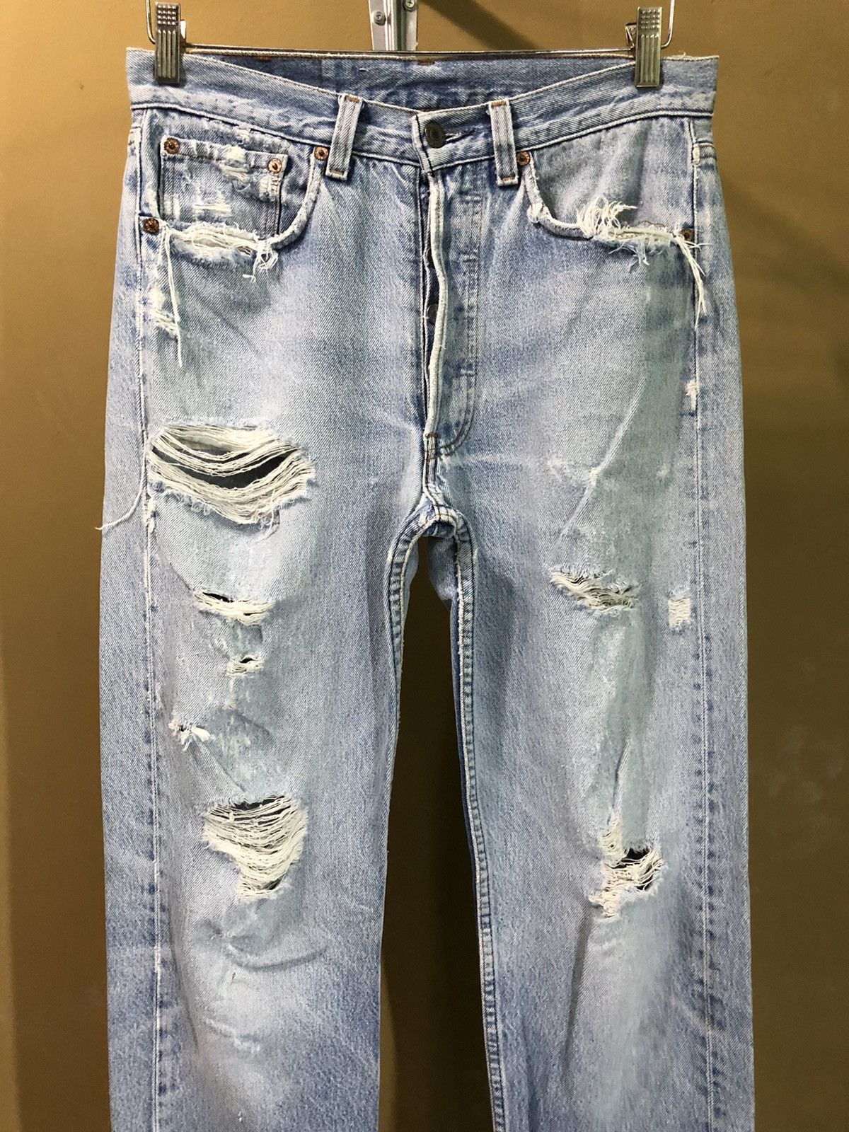 Levi's Vintage Clothing Vintage Levis 501 Distressed Denim Jeans Size US 31 - 5 Thumbnail