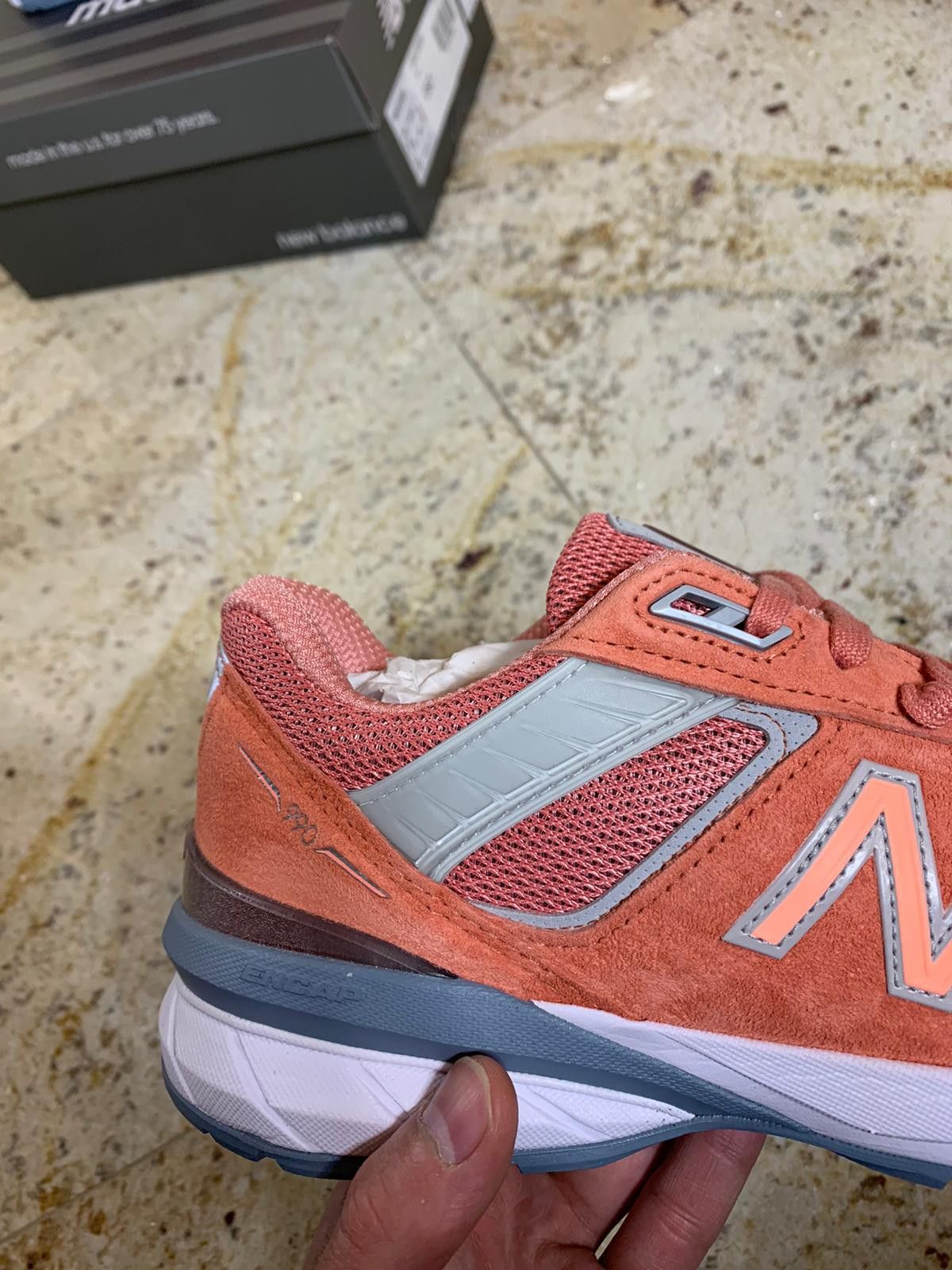 New Balance New Balance 990 v5 in Salmon Size US 7.5 / EU 40-41 - 7 Thumbnail