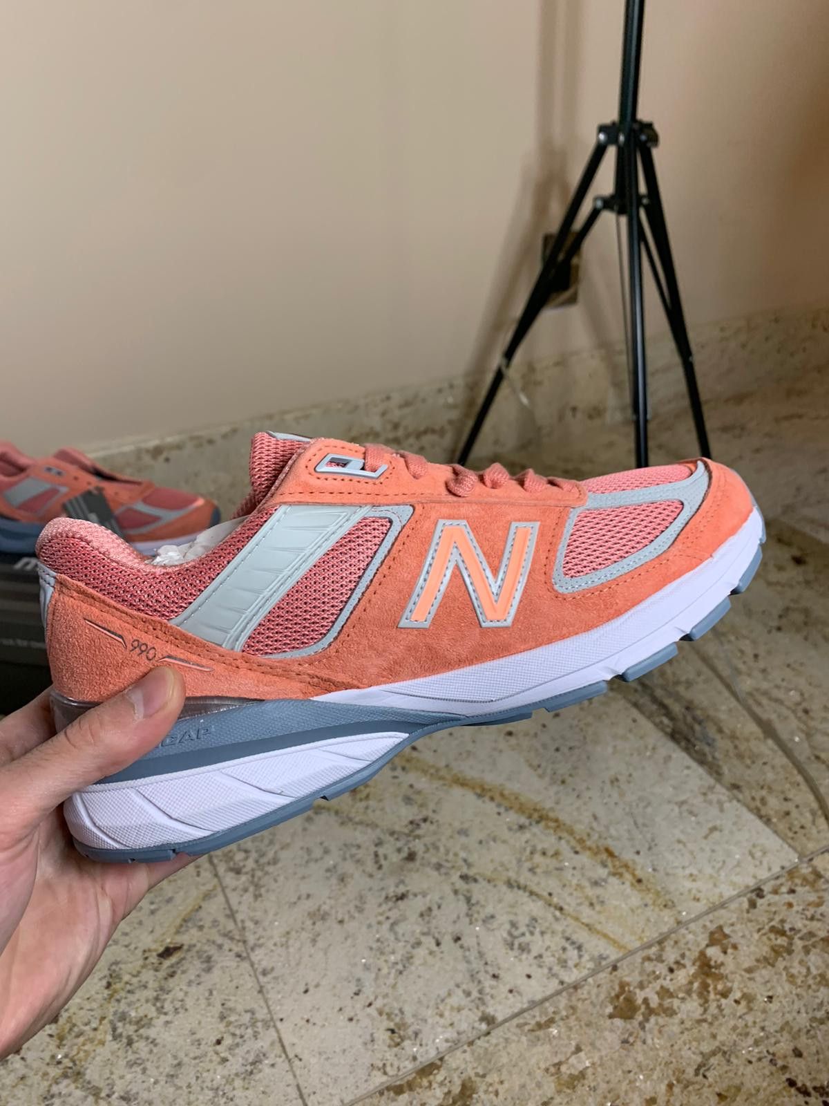 New Balance New Balance 990 v5 in Salmon Size US 7.5 / EU 40-41 - 4 Thumbnail