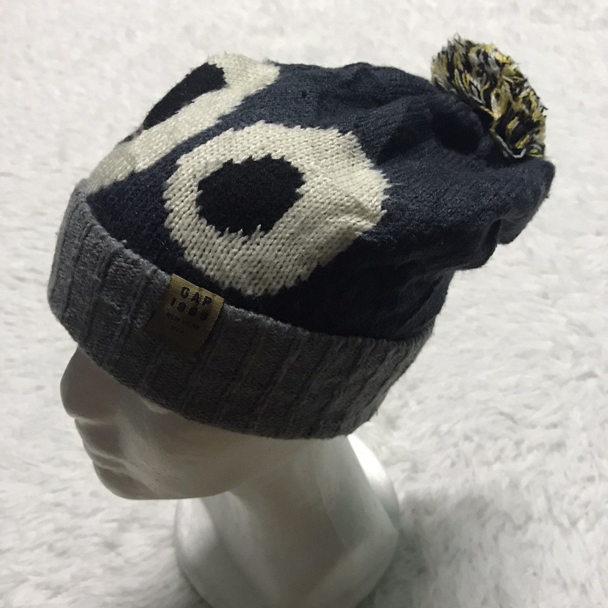 Gap Gap googly beanie/snow cap Size ONE SIZE - 2 Thumbnail
