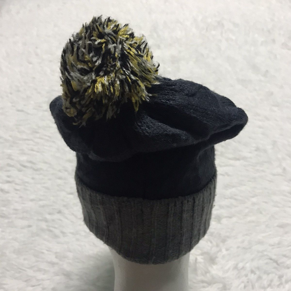 Gap Gap googly beanie/snow cap Size ONE SIZE - 5 Thumbnail