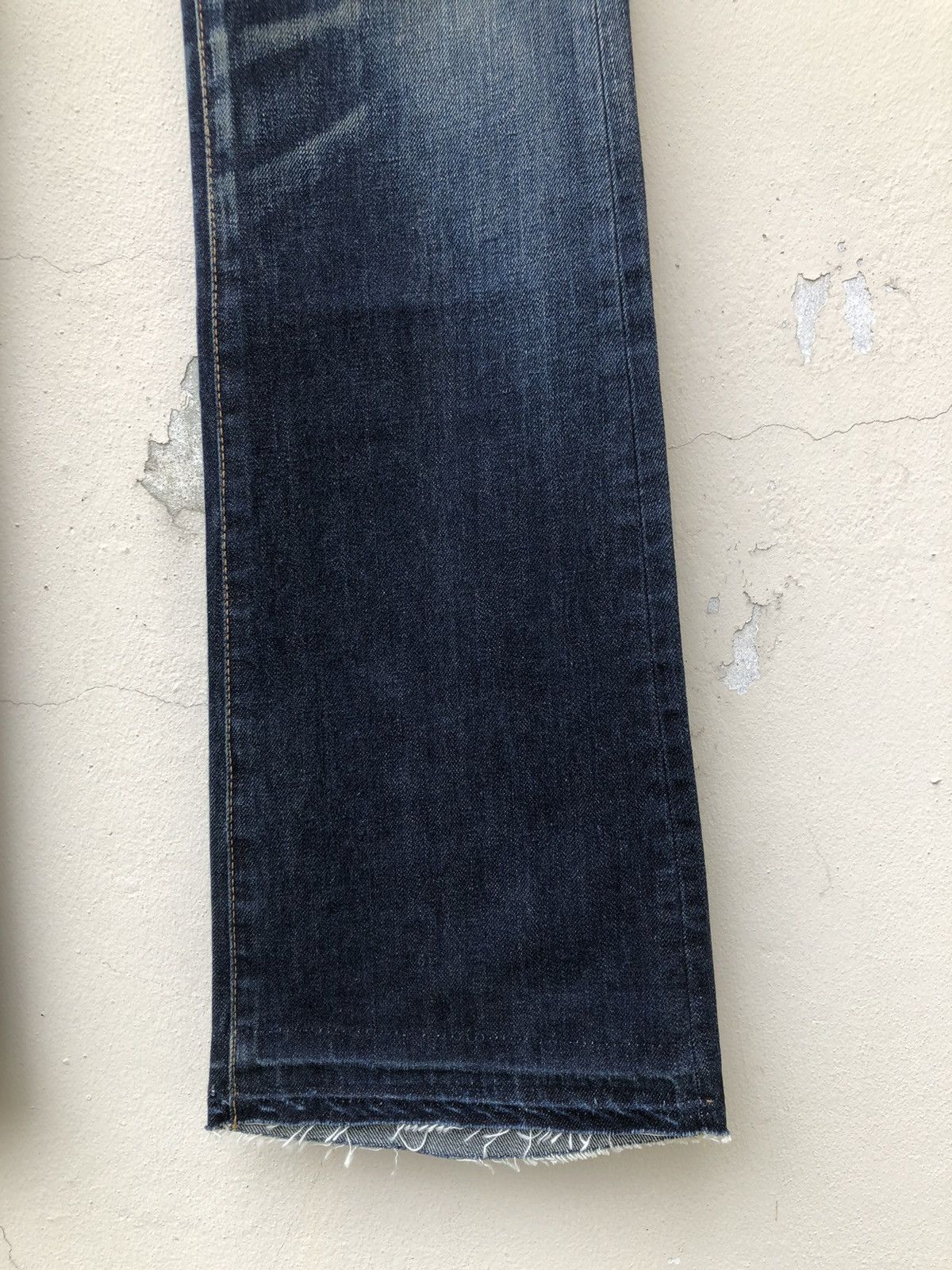 Vanquish Vanquish Japan Low Rise Released Hem Denim Flare Jeans Size US 31 - 14 Thumbnail
