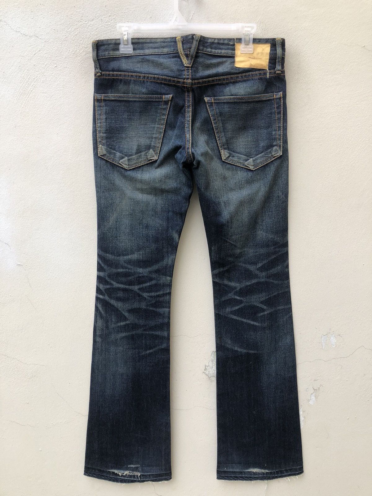 Vanquish Vanquish Japan Low Rise Released Hem Denim Flare Jeans Size US 31 - 15 Thumbnail