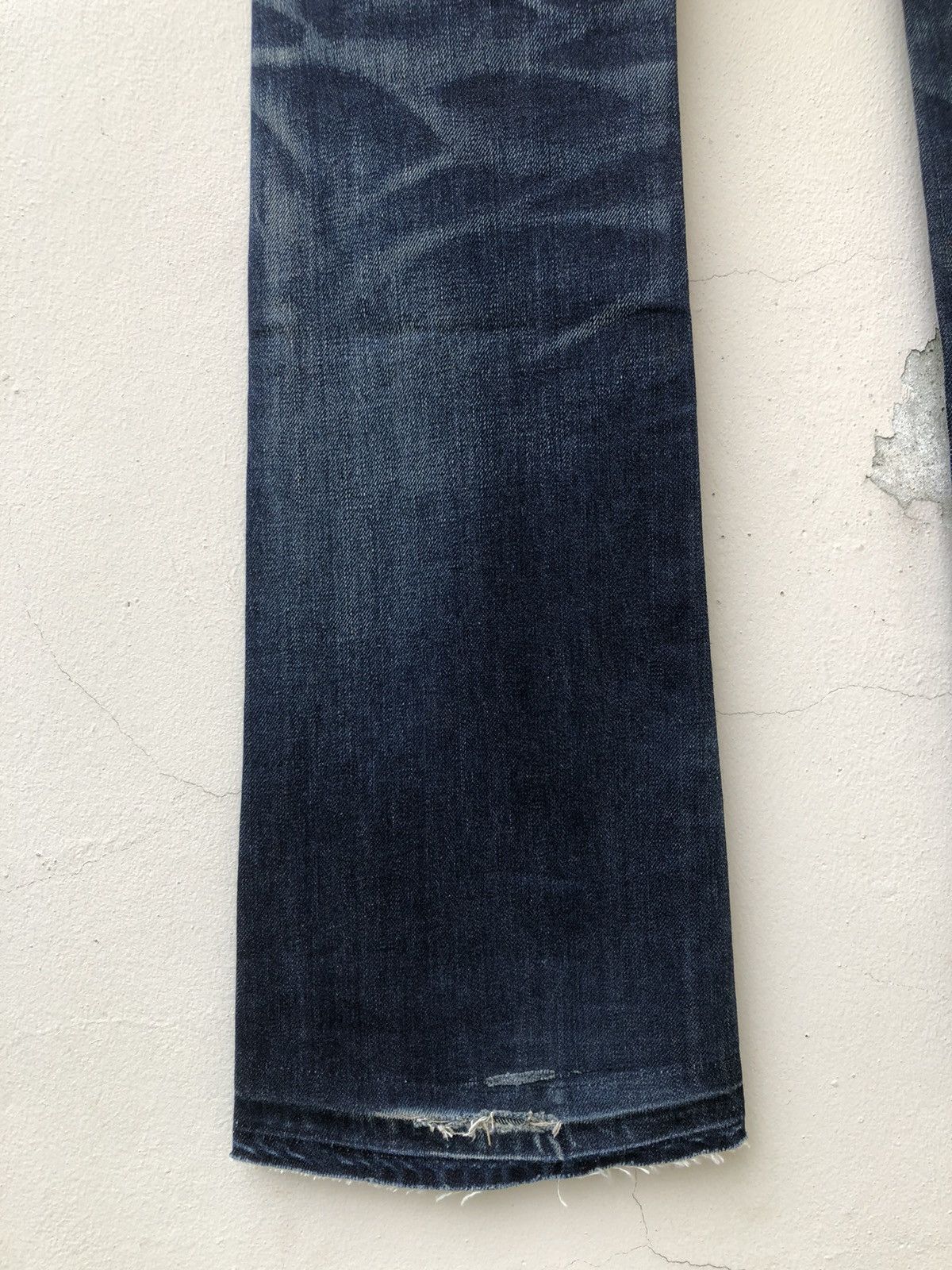 Vanquish Vanquish Japan Low Rise Released Hem Denim Flare Jeans Size US 31 - 18 Thumbnail