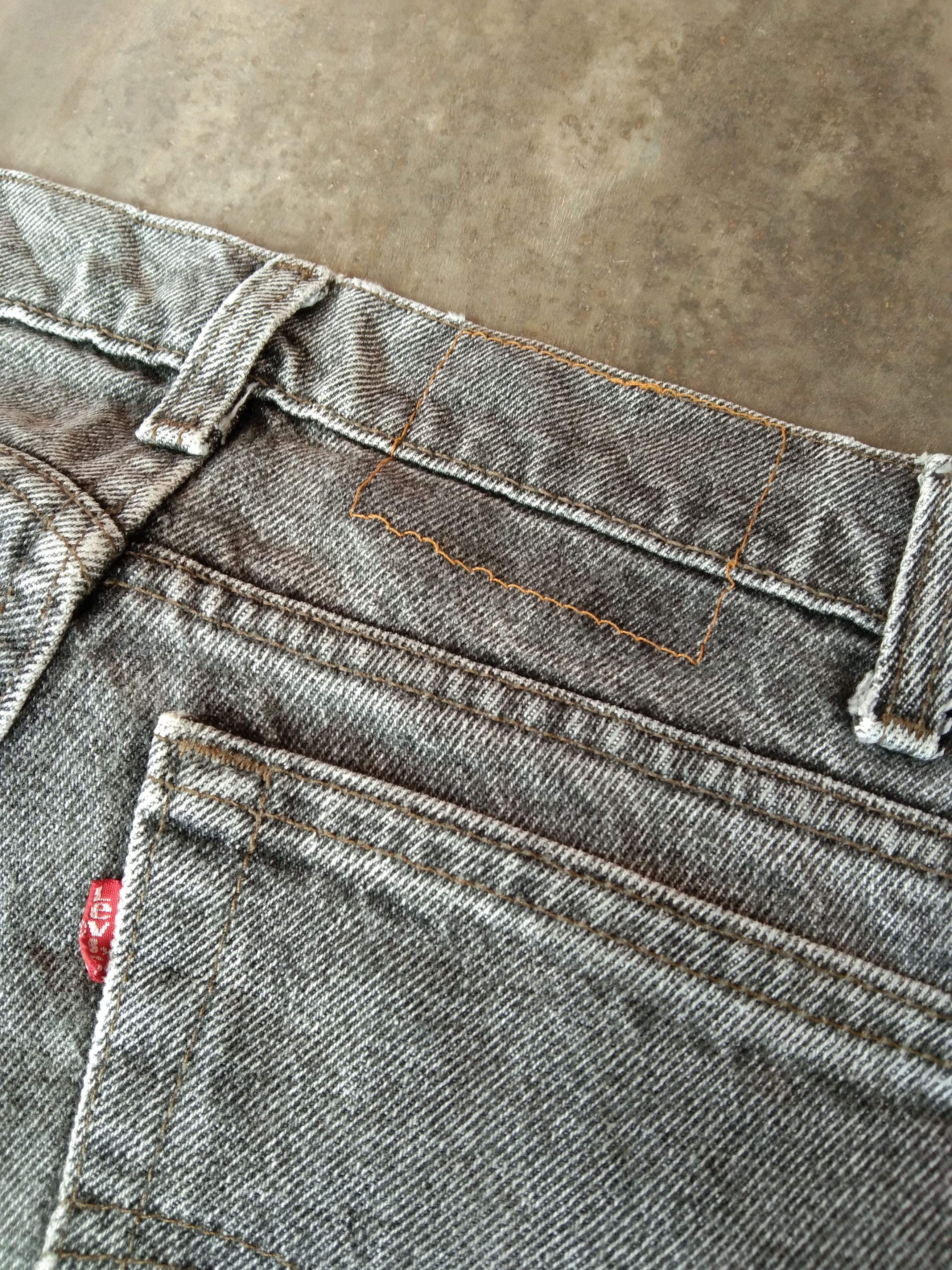 Levi's 90s Vintage Levi's Jeans 550 Grey Made In USA 32x30 Size US 32 / EU 48 - 3 Thumbnail