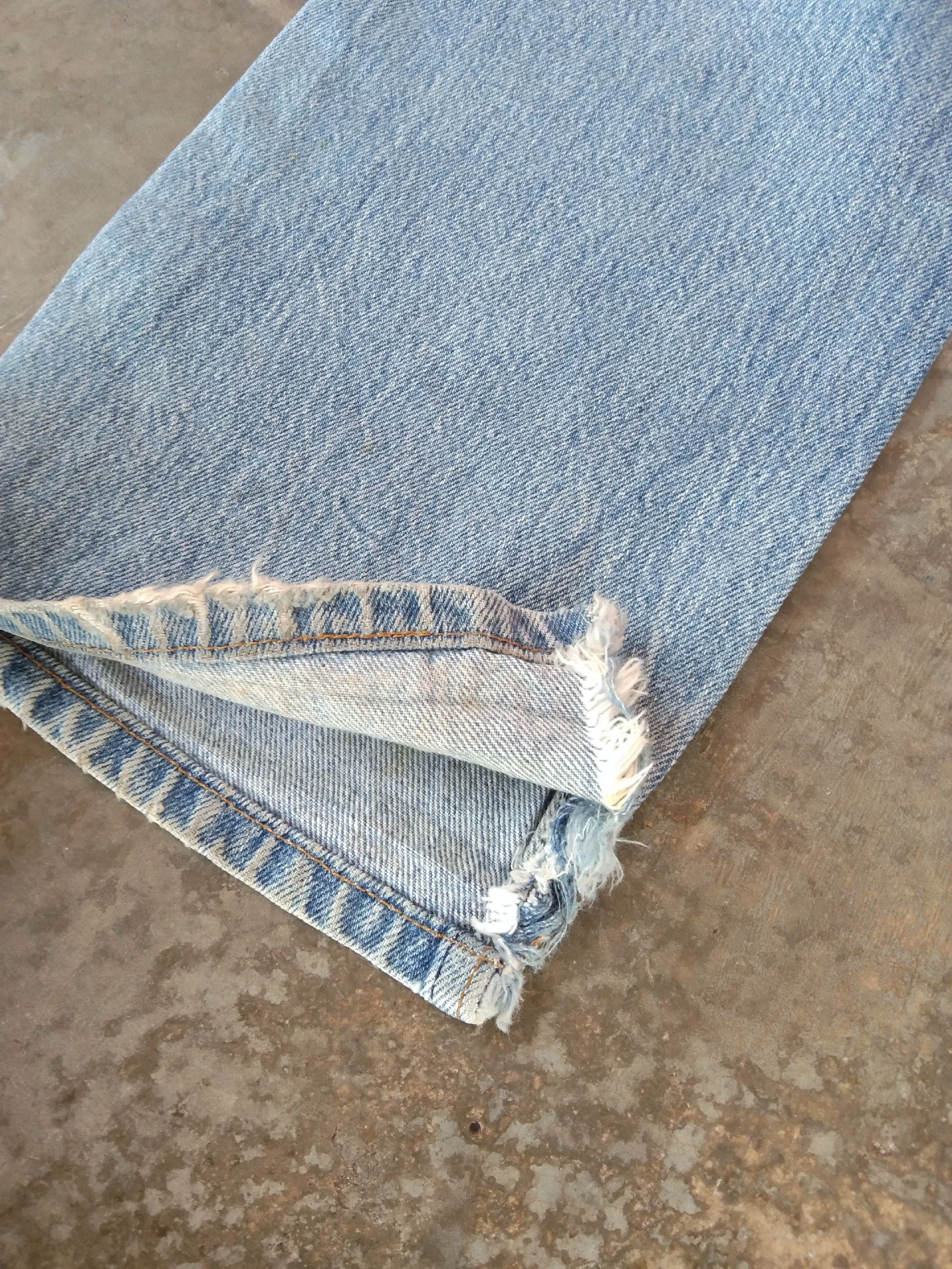 Levi's 80s Vintage Levis 501 Made In USA Distressed Jeans 29x30 Size US 29 - 4 Thumbnail