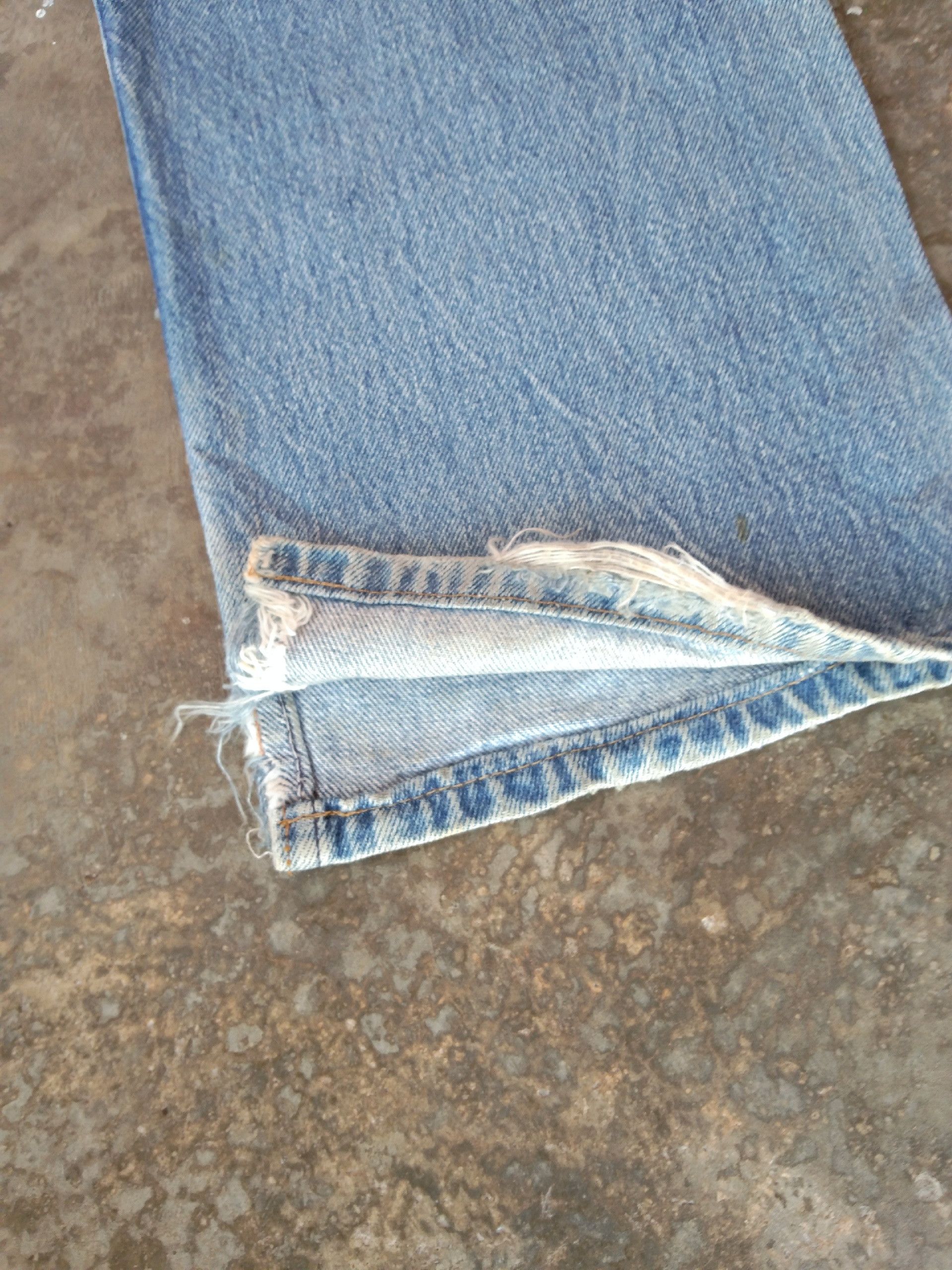 Levi's 80s Vintage Levis 501 Made In USA Distressed Jeans 29x30 Size US 29 - 5 Thumbnail