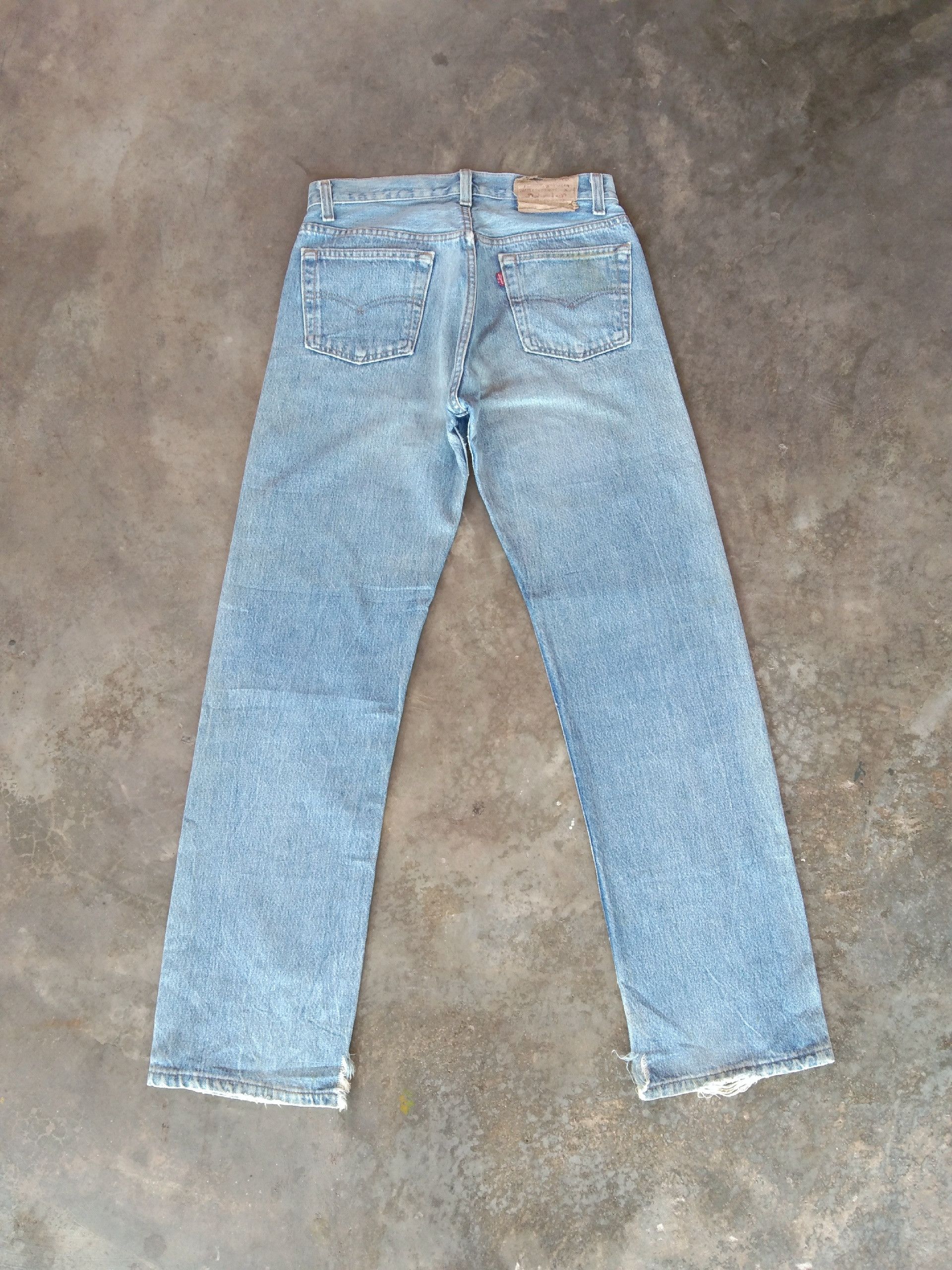 Levi's 80s Vintage Levis 501 Made In USA Distressed Jeans 29x30 Size US 29 - 2 Thumbnail