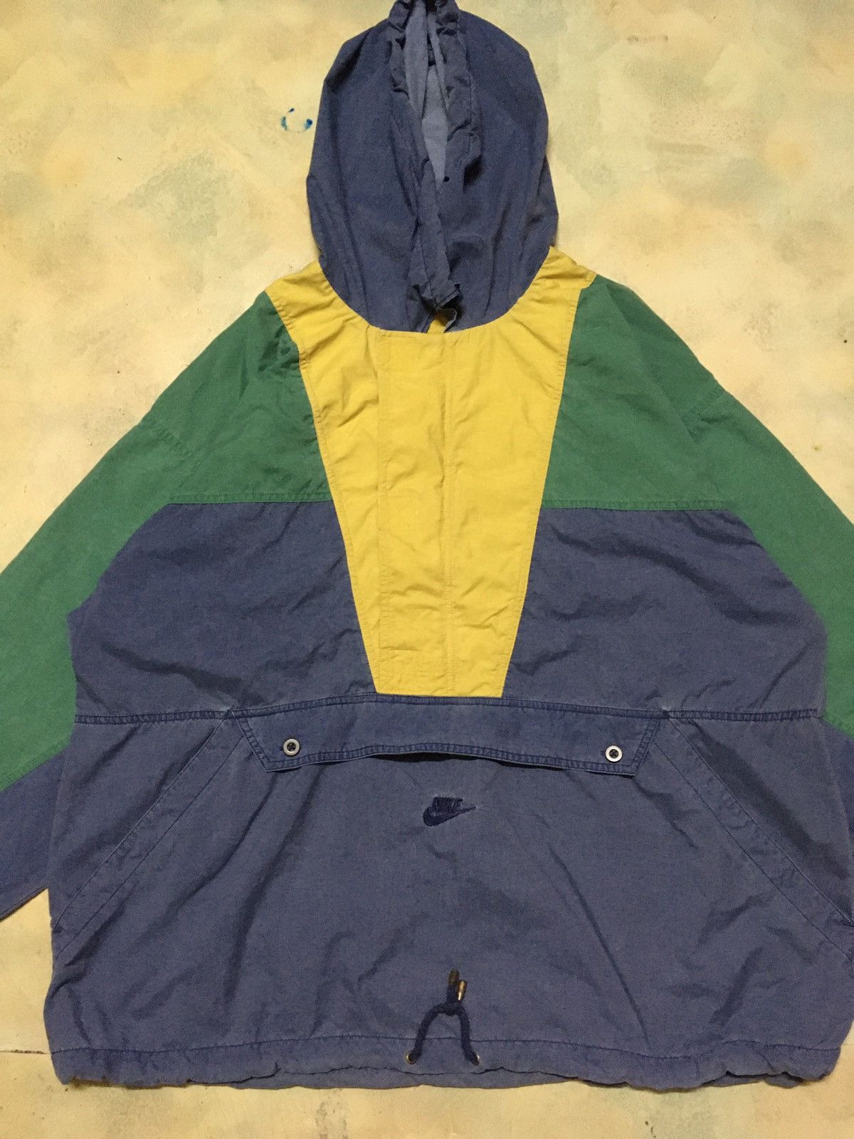 Nike Vintage Nike Light Jacket Colour Block Size US L / EU 52-54 / 3 - 4 Thumbnail