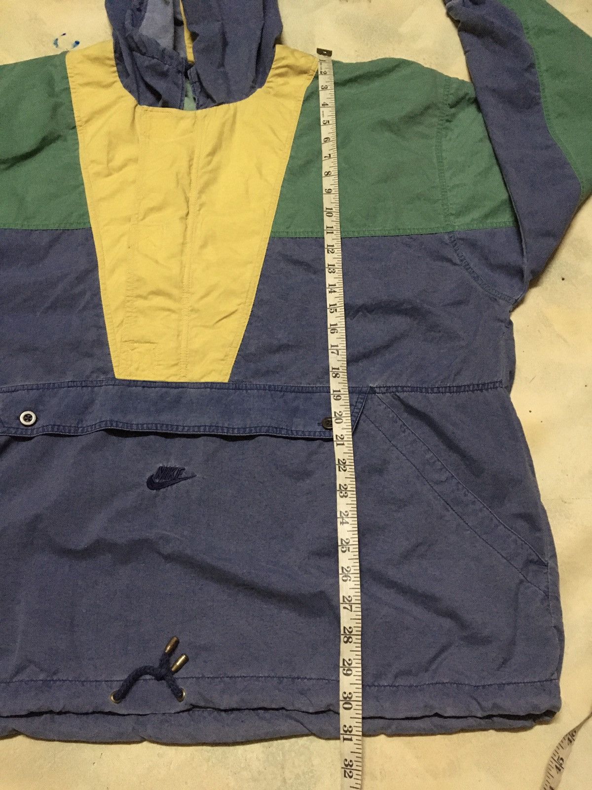 Nike Vintage Nike Light Jacket Colour Block Size US L / EU 52-54 / 3 - 14 Thumbnail