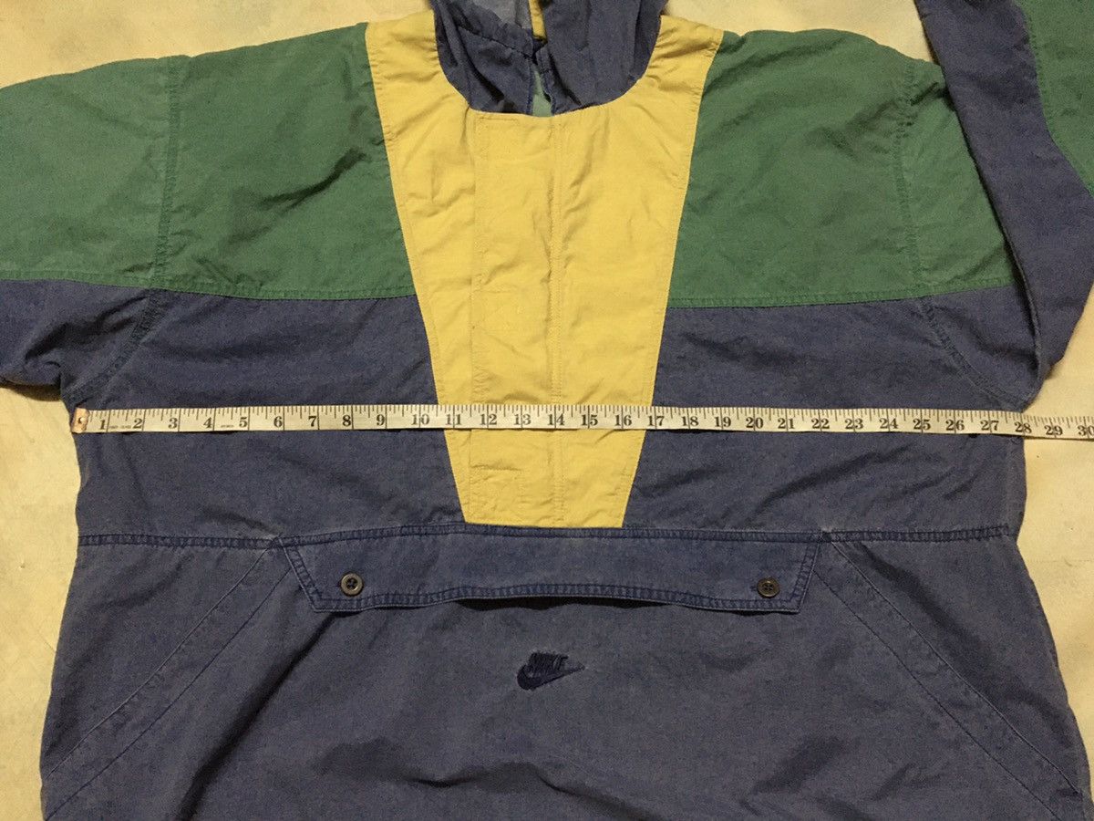 Nike Vintage Nike Light Jacket Colour Block Size US L / EU 52-54 / 3 - 12 Thumbnail