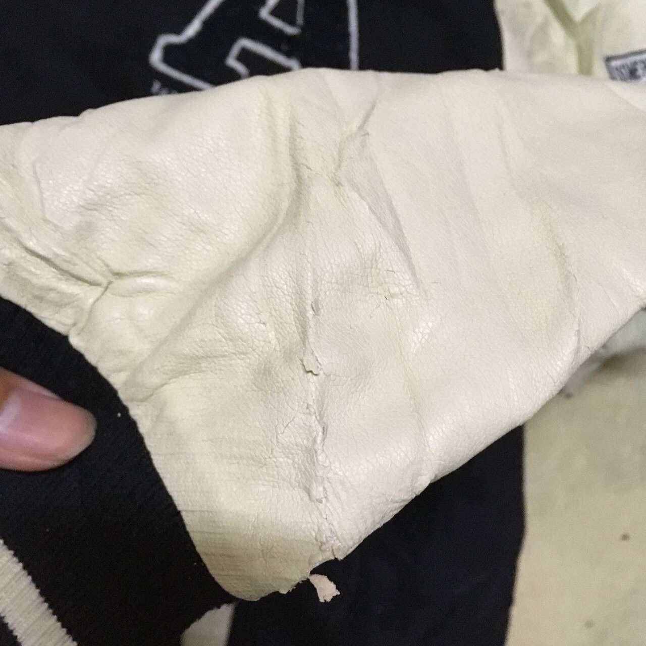 Japanese Brand × Vintage Japanese Brand Varsity Jacket Leather Sleeve Size US M / EU 48-50 / 2 - 4 Thumbnail