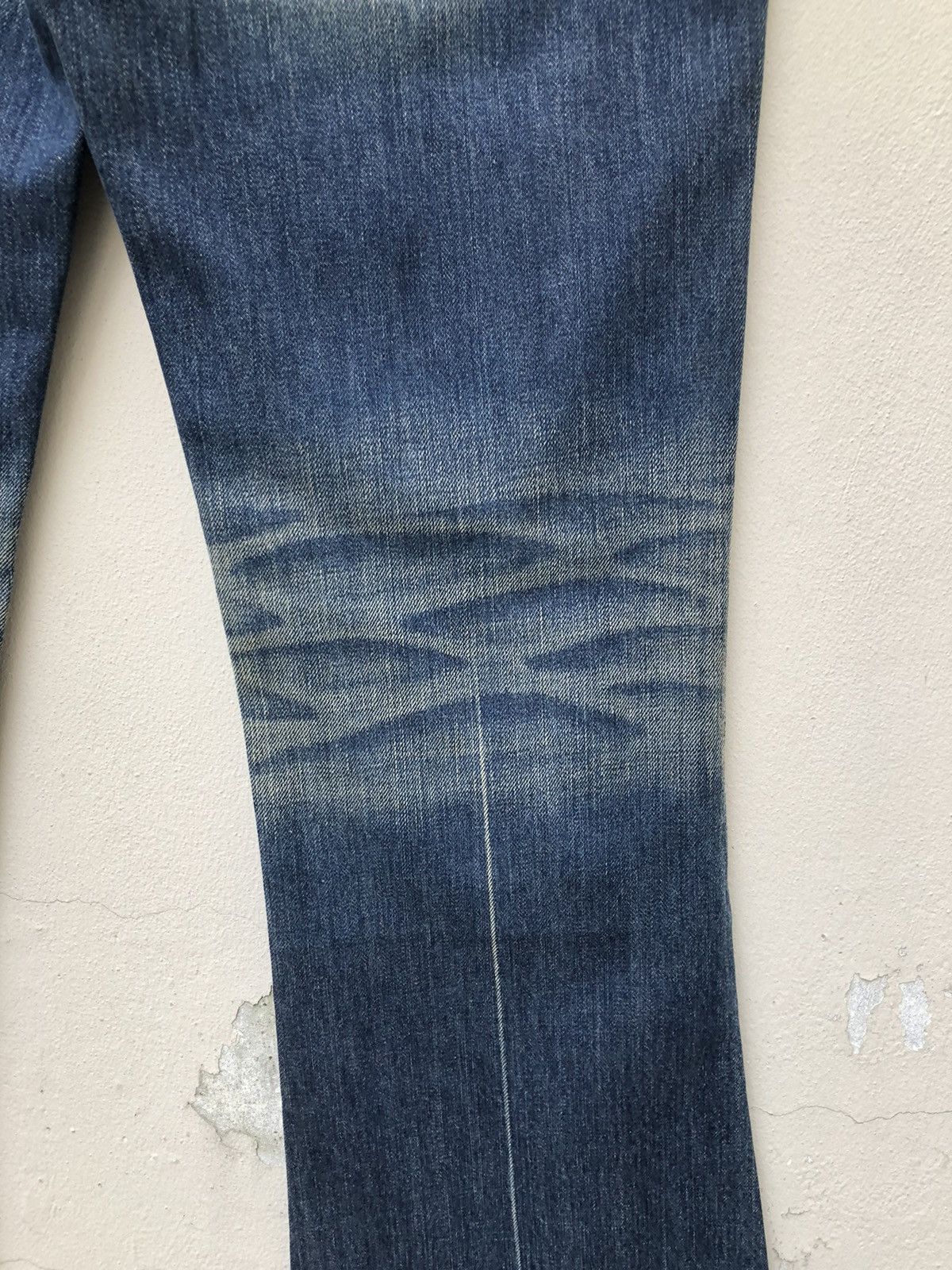 Vanquish Mud Claw Mark Vanquish Gold Japan Distress Denim Flare Jeans Size US 29 - 20 Thumbnail