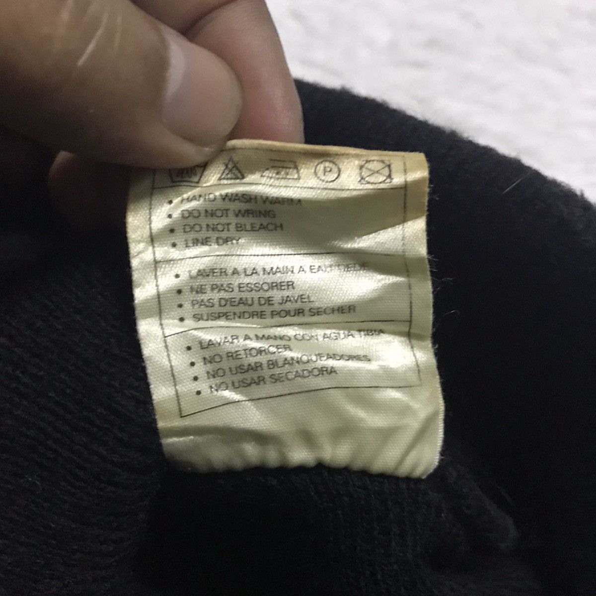 Nike Vtg Nike swoosh beanie/snow cap Size ONE SIZE - 9 Thumbnail