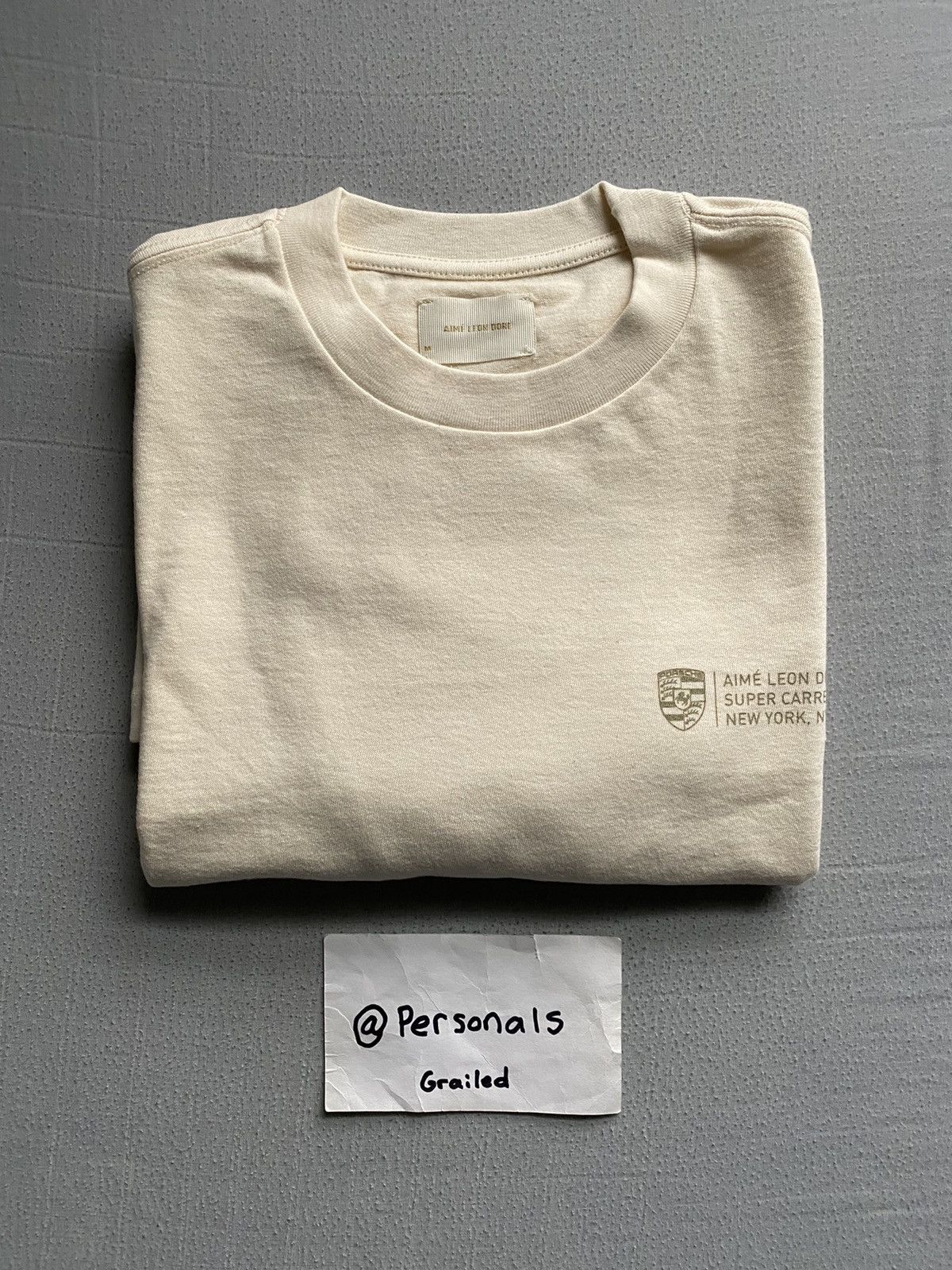 Aime Leon Dore × Porsche Design ALD x Porsche 911SC Grille Badge T-Shirt Size US M / EU 48-50 / 2 - 20 Thumbnail