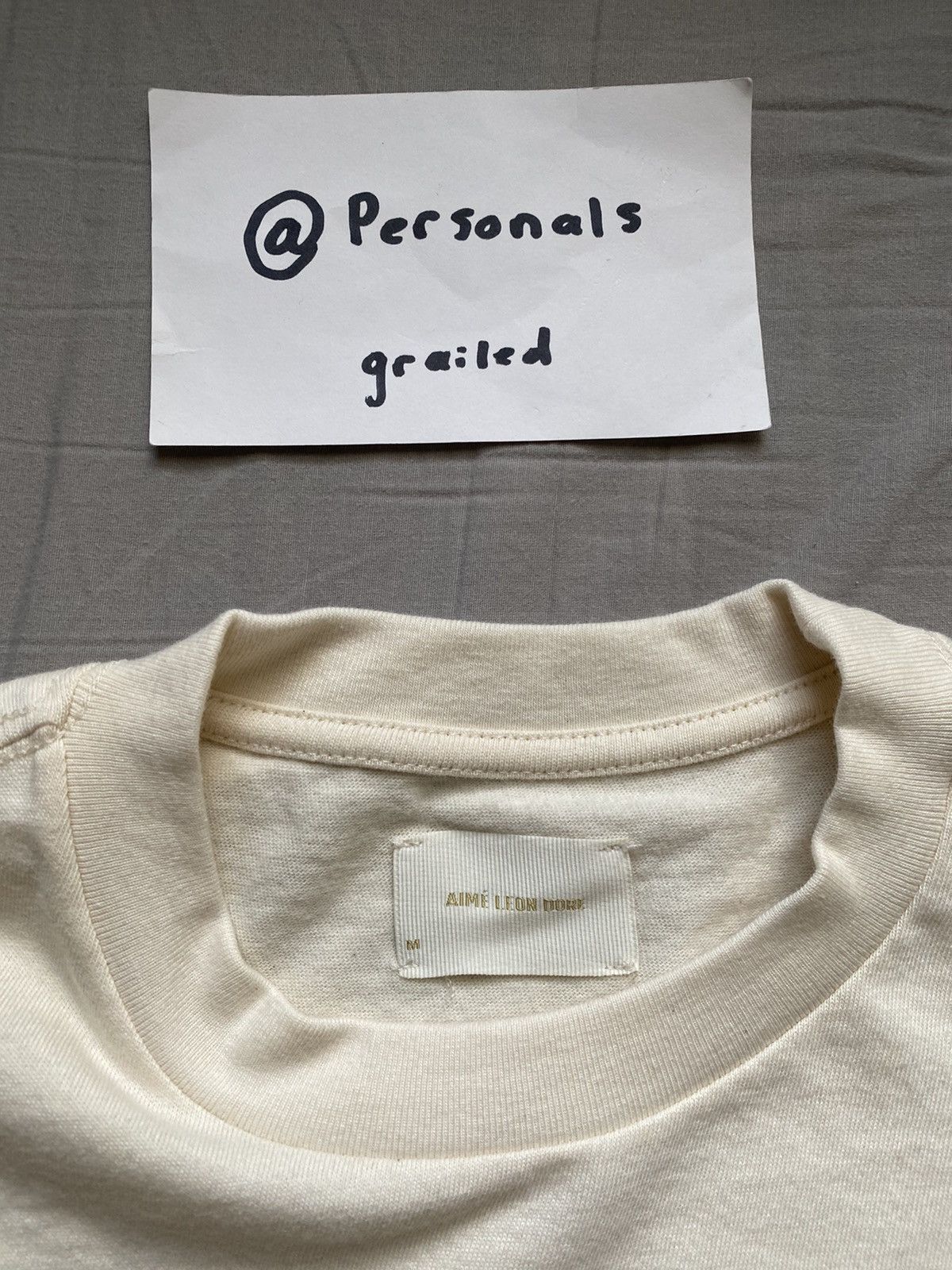 Aime Leon Dore × Porsche Design ALD x Porsche 911SC Grille Badge T-Shirt Size US M / EU 48-50 / 2 - 10 Thumbnail