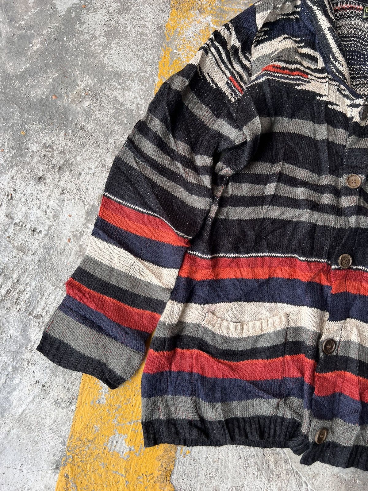 Vintage Vintage Cardigan Stripe Navajo Motif Size US M / EU 48-50 / 2 - 4 Thumbnail
