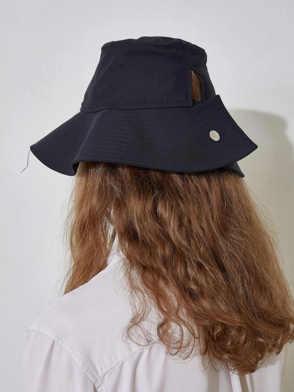 L'Homme Rouge cut hat Size ONE SIZE - 7 Thumbnail