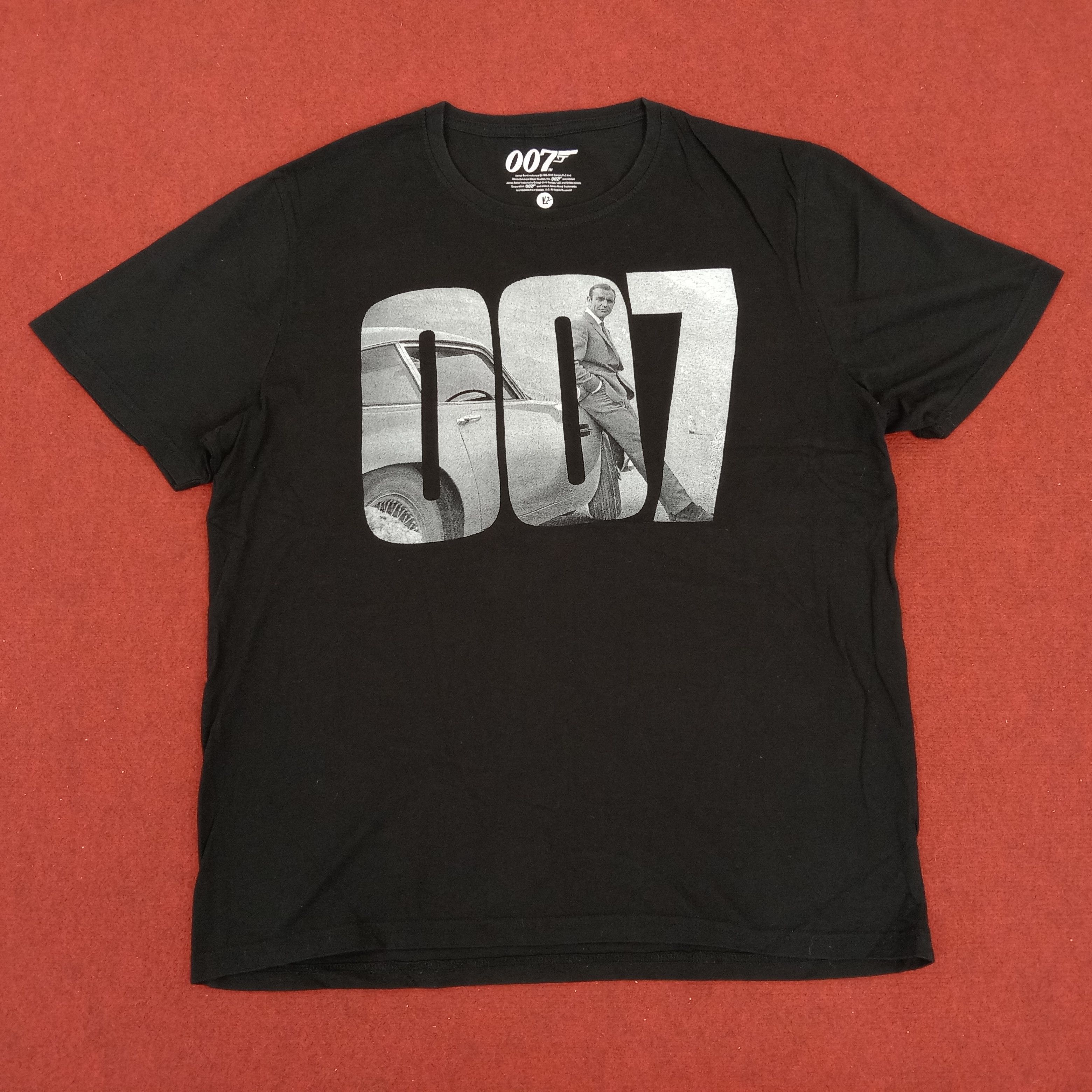 image of James Bond 007 Movie Photo Print Streetwear Style Tshirt in Black, Men's (Size Large)
