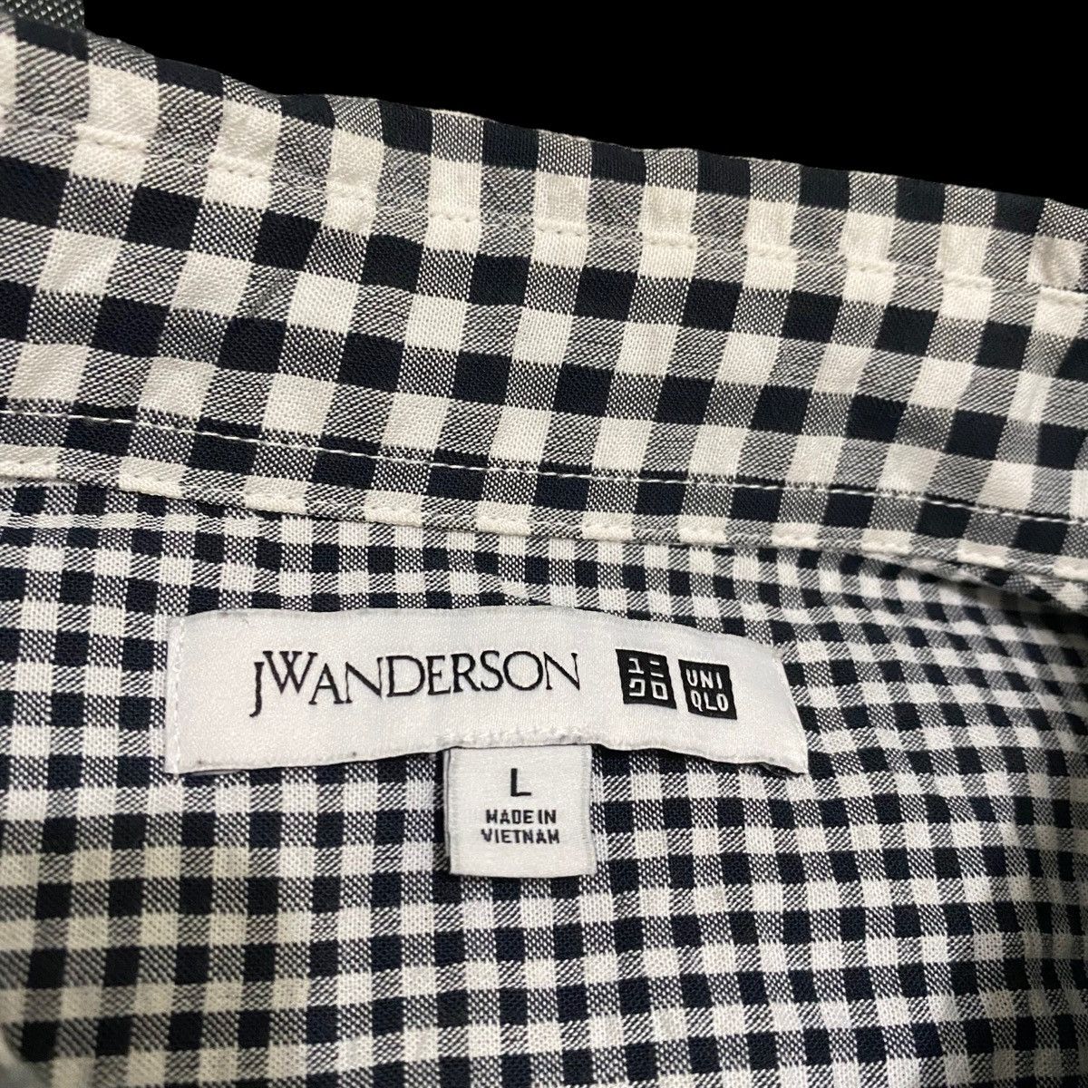 JW Anderson × Japanese Brand × Uniqlo Vintage JW Anderson Uniqlo Checkered Plaid Button Up Size US L / EU 52-54 / 3 - 7 Thumbnail