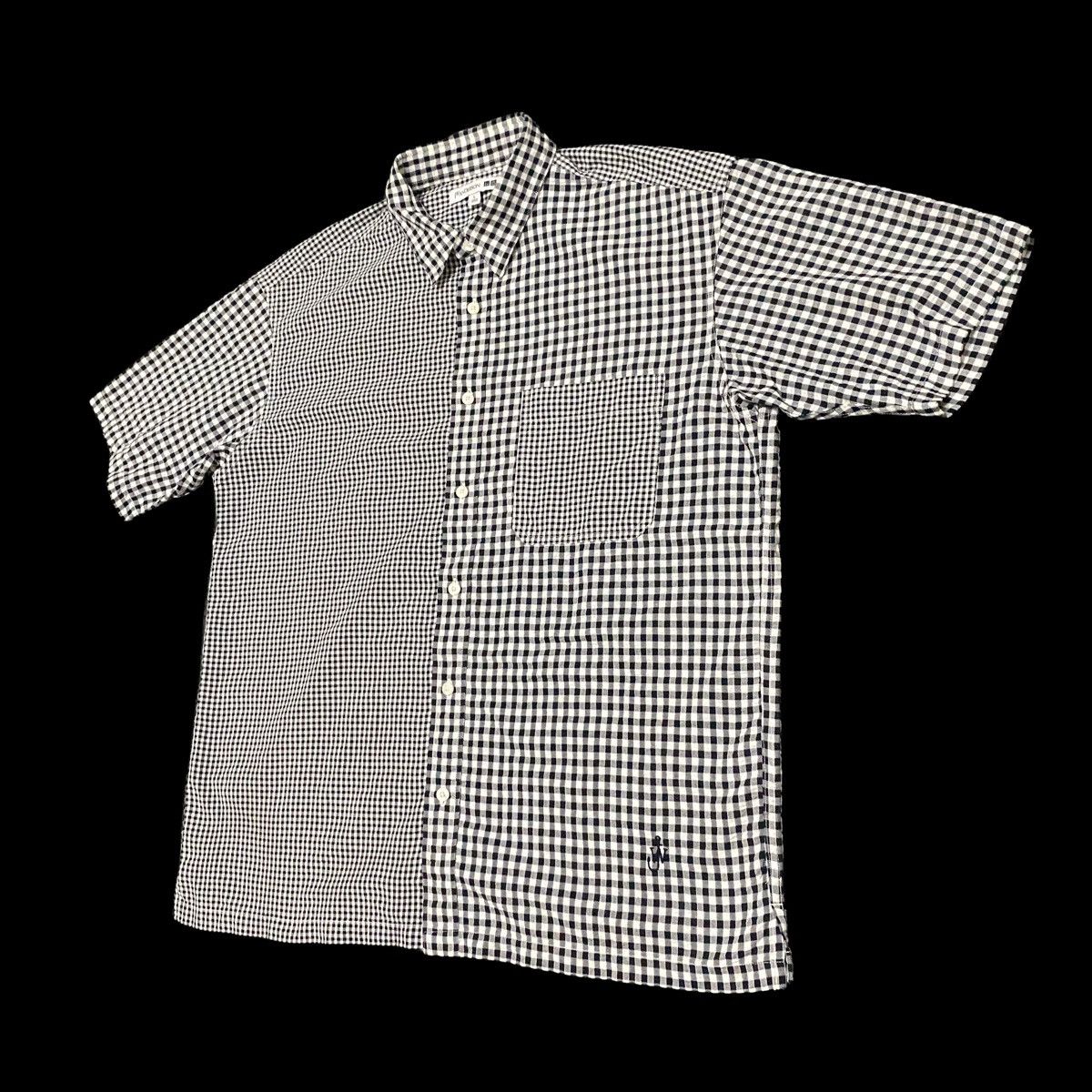 JW Anderson × Japanese Brand × Uniqlo Vintage JW Anderson Uniqlo Checkered Plaid Button Up Size US L / EU 52-54 / 3 - 5 Thumbnail
